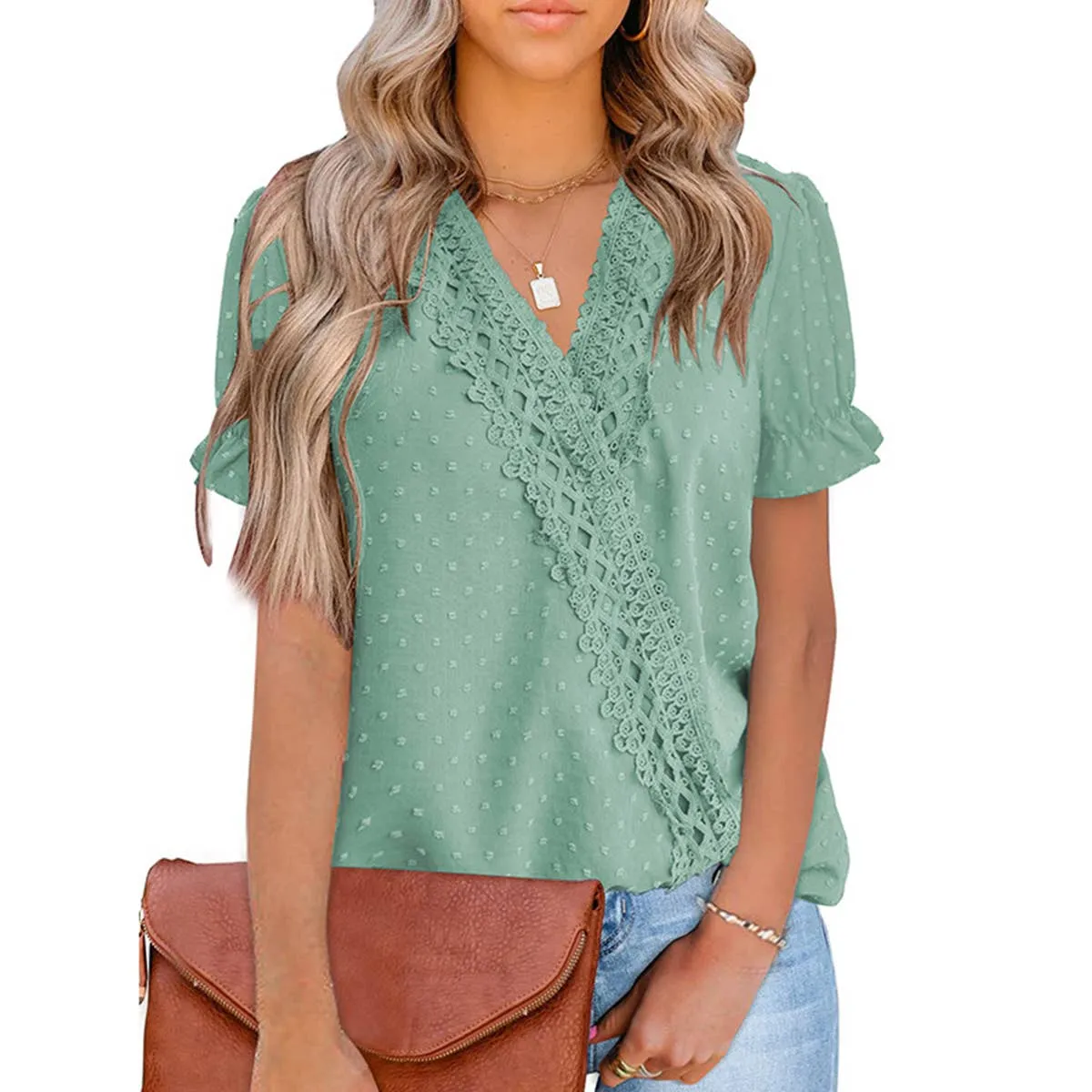 Lightweight Weave Material Stretch Fit Top CHIFFON HAIRBALL LACE V-NECK SHIRT_CWTBLS0757