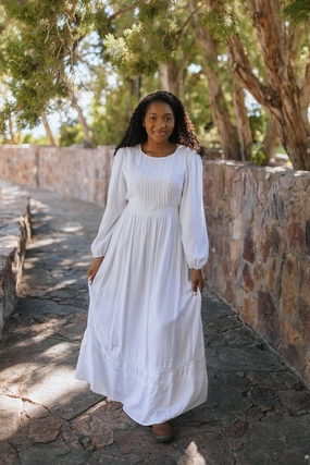 Sporty-Look Victoria Temple Dress