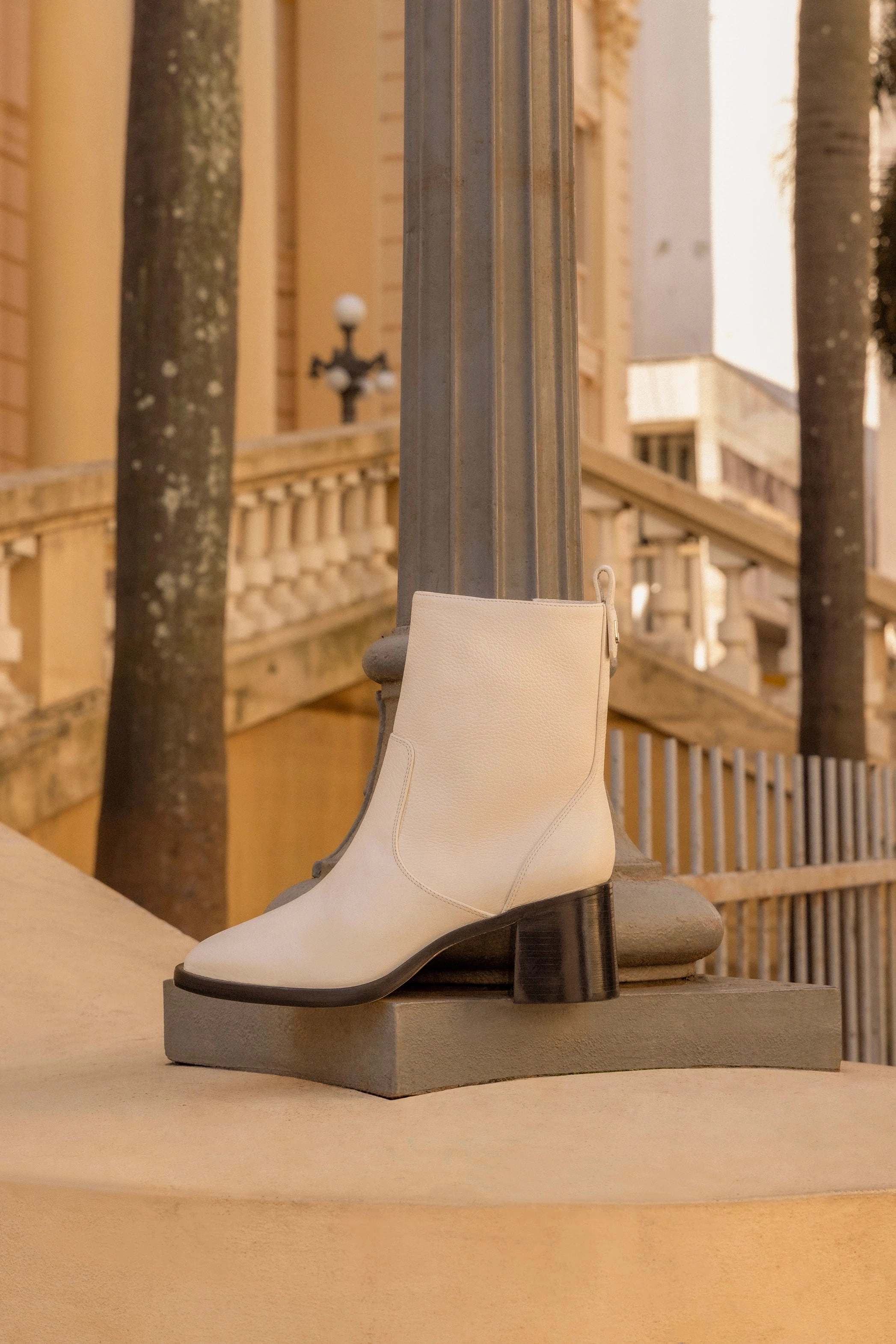 Mini Ricky Boot In Ivory Leather Beach Fun Morning Walk