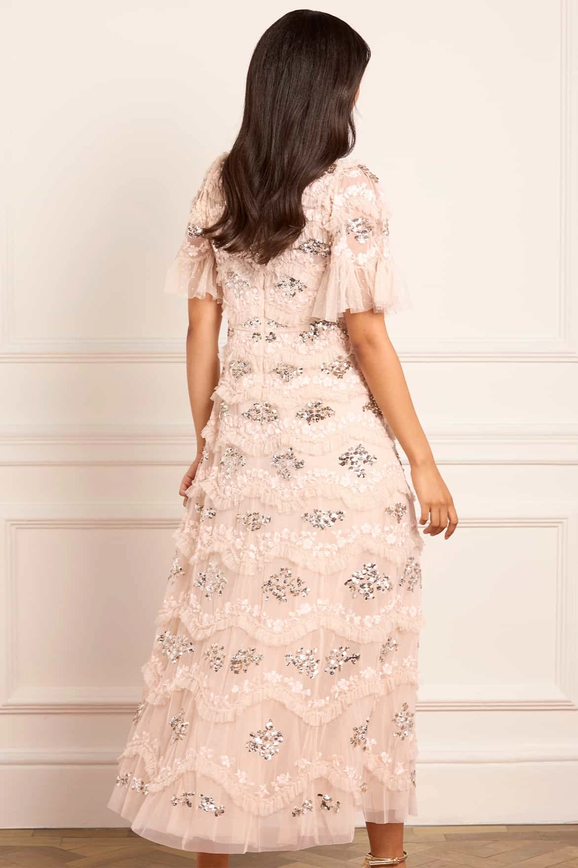 Daisy Wave Ankle Gown Subtle Flex