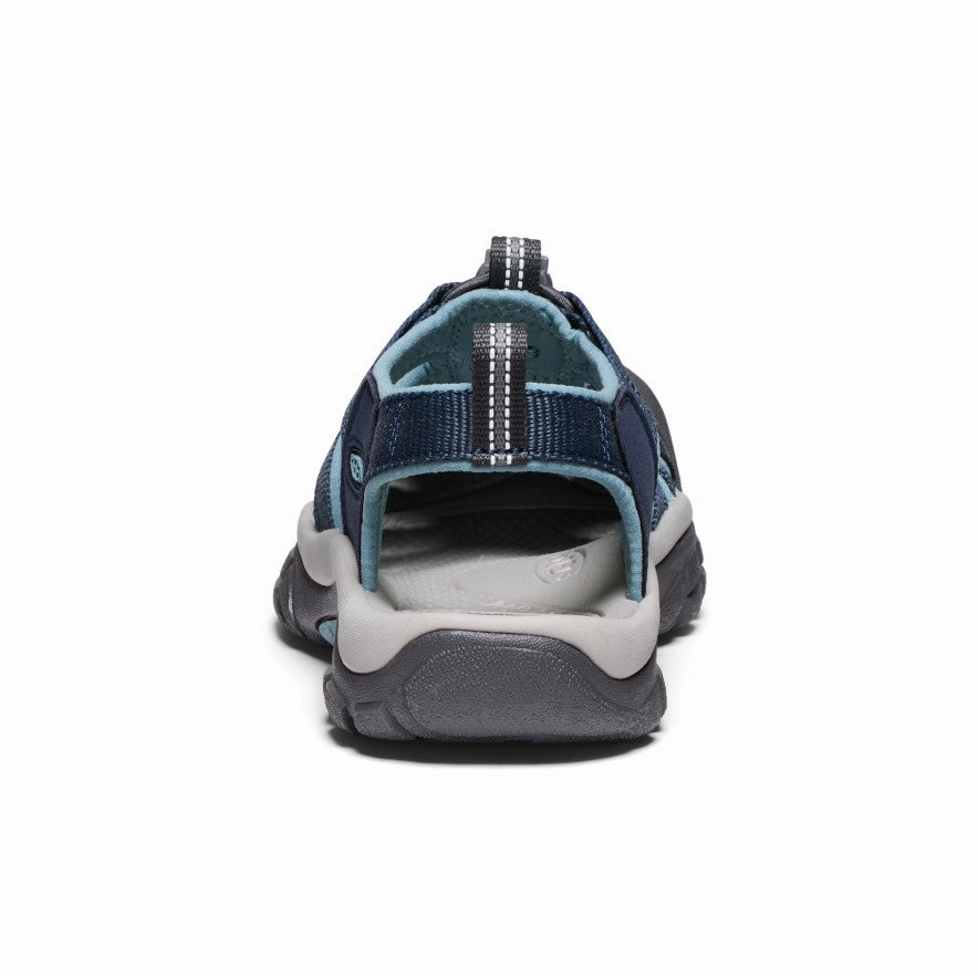 Women's Newport H2  |  Navy/Magnet Multi Directional Flex Zones Style Pair