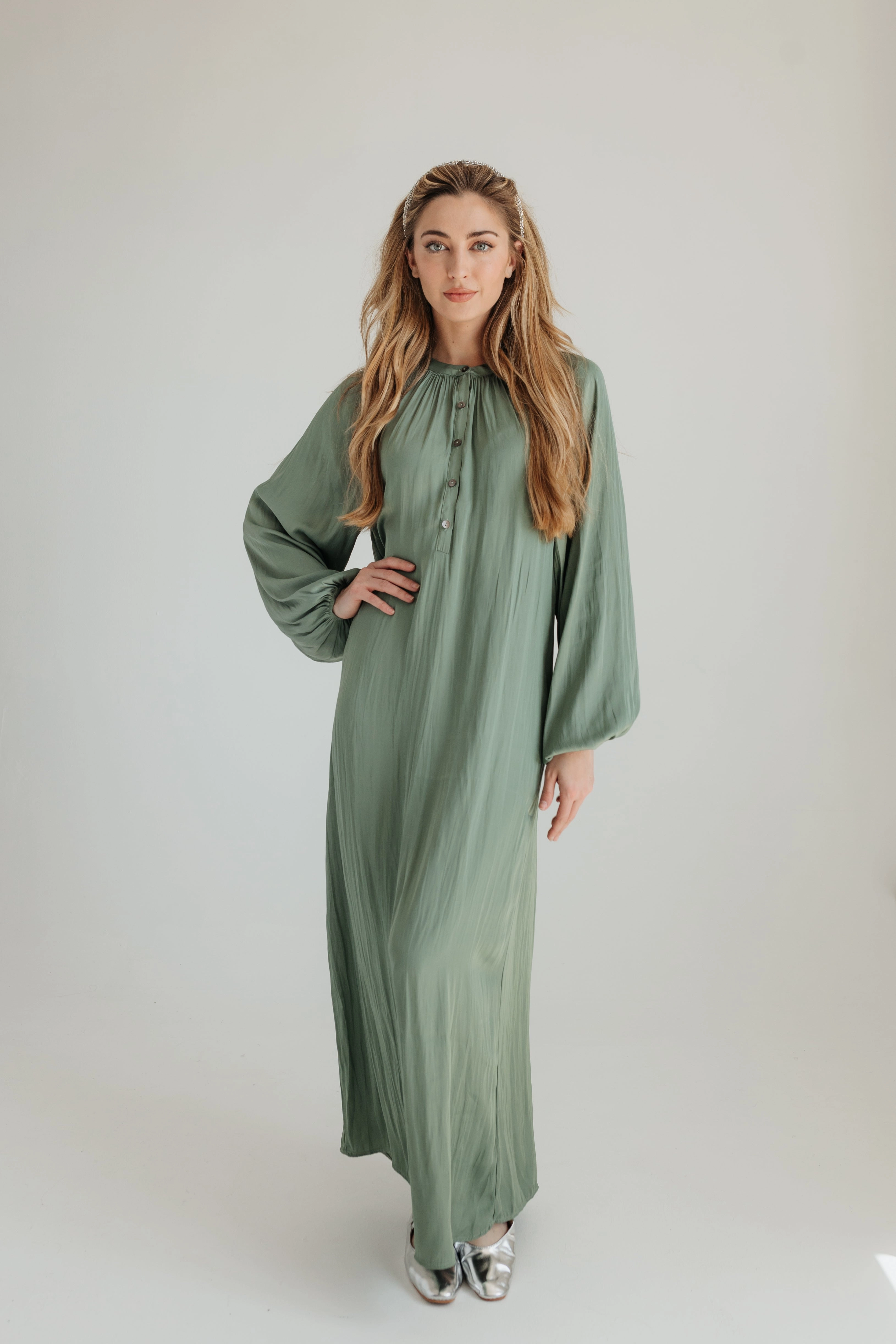 Ella Maxi Dress - Sage Soft Weave Soft Profile