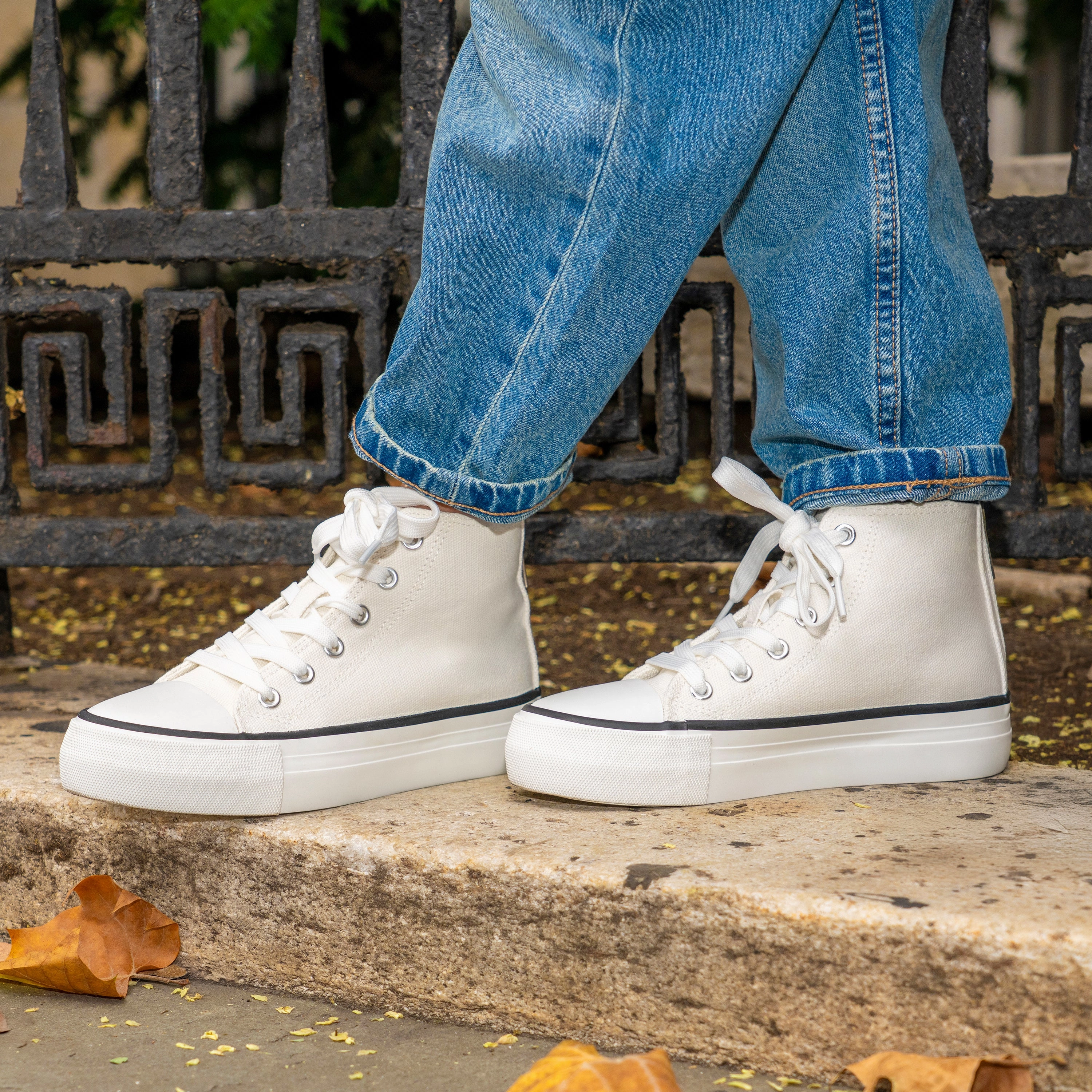 Breathable Linings Hyper Responsive Cushioning TANYA-OFF-WHITE