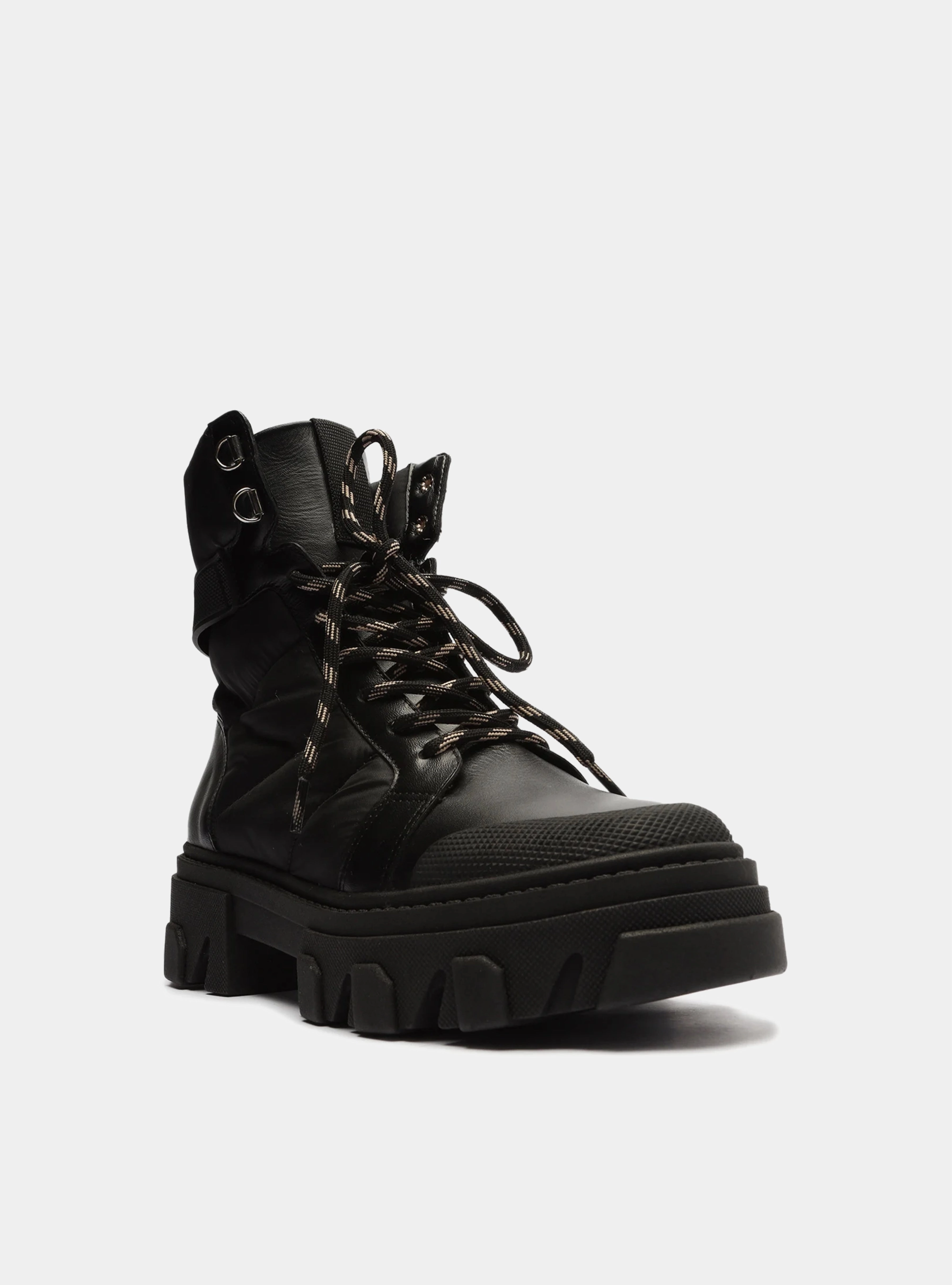 Craft Collector Korean Trend Liv Leather Bootie