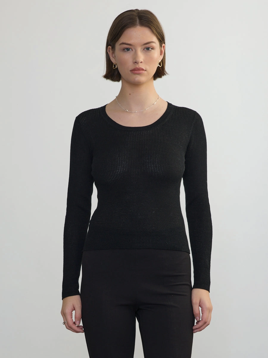 SCOOP NECK PULLOVER ReflectiveTrimDetails