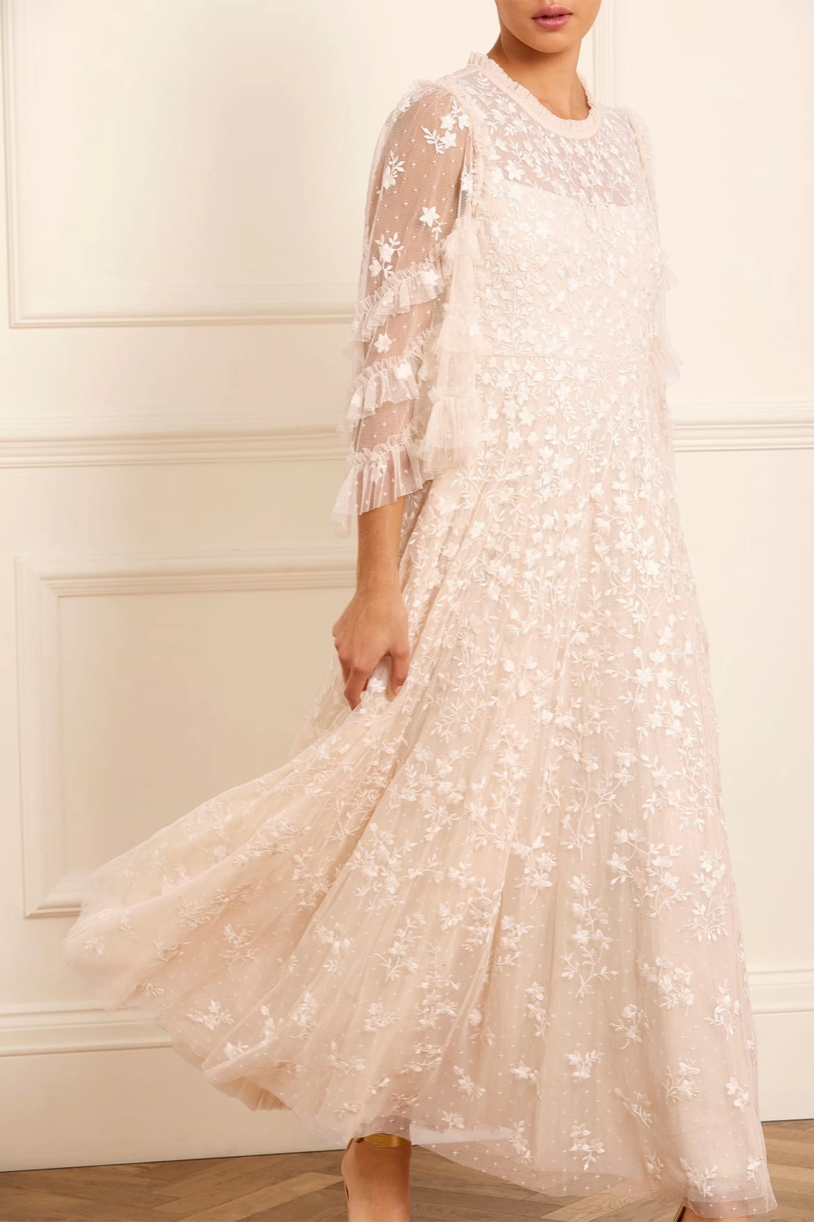 Day Glow Everett Bloom Round Neck Ankle Gown