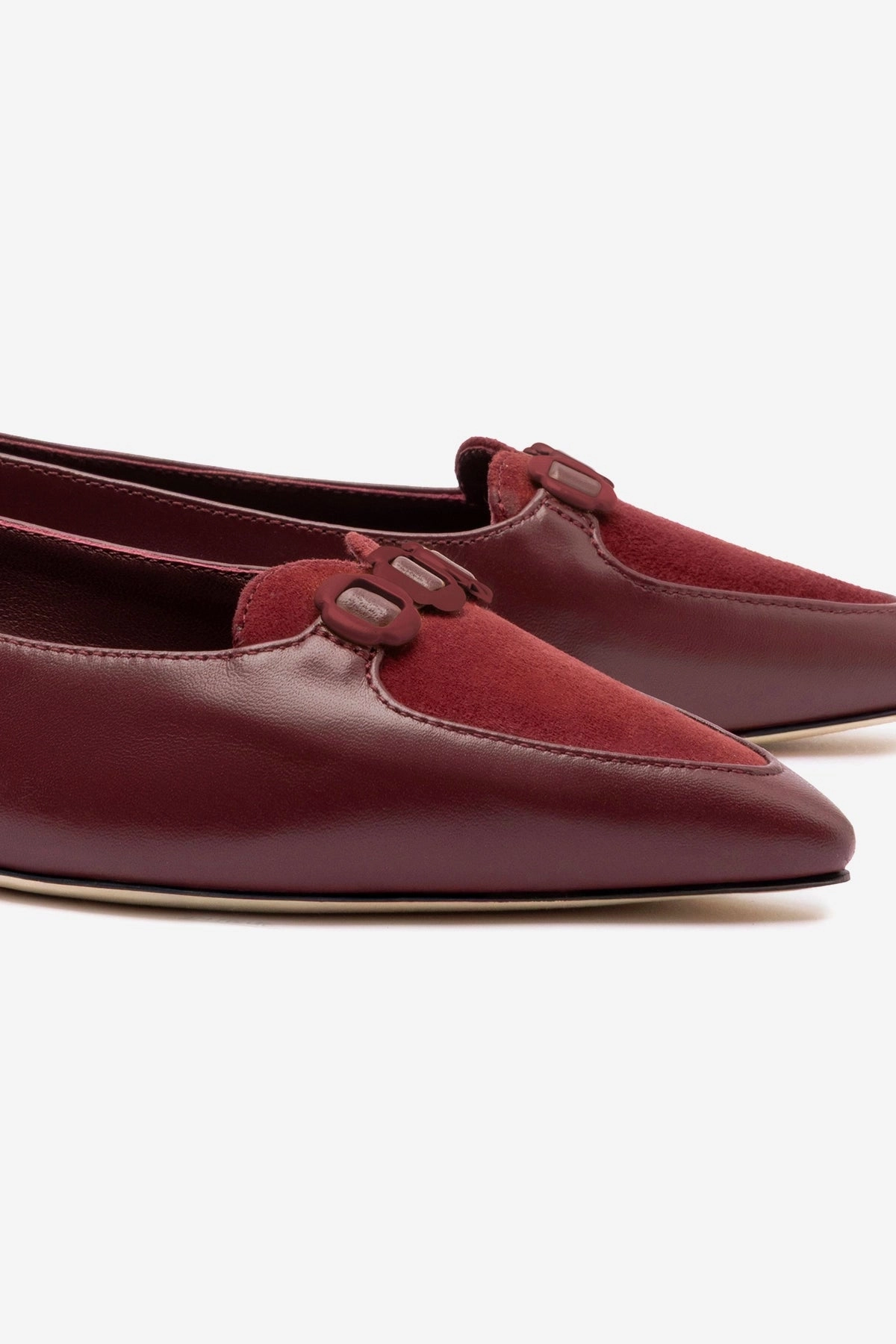 Gym Life Audrey Flat In Burgundy Leather