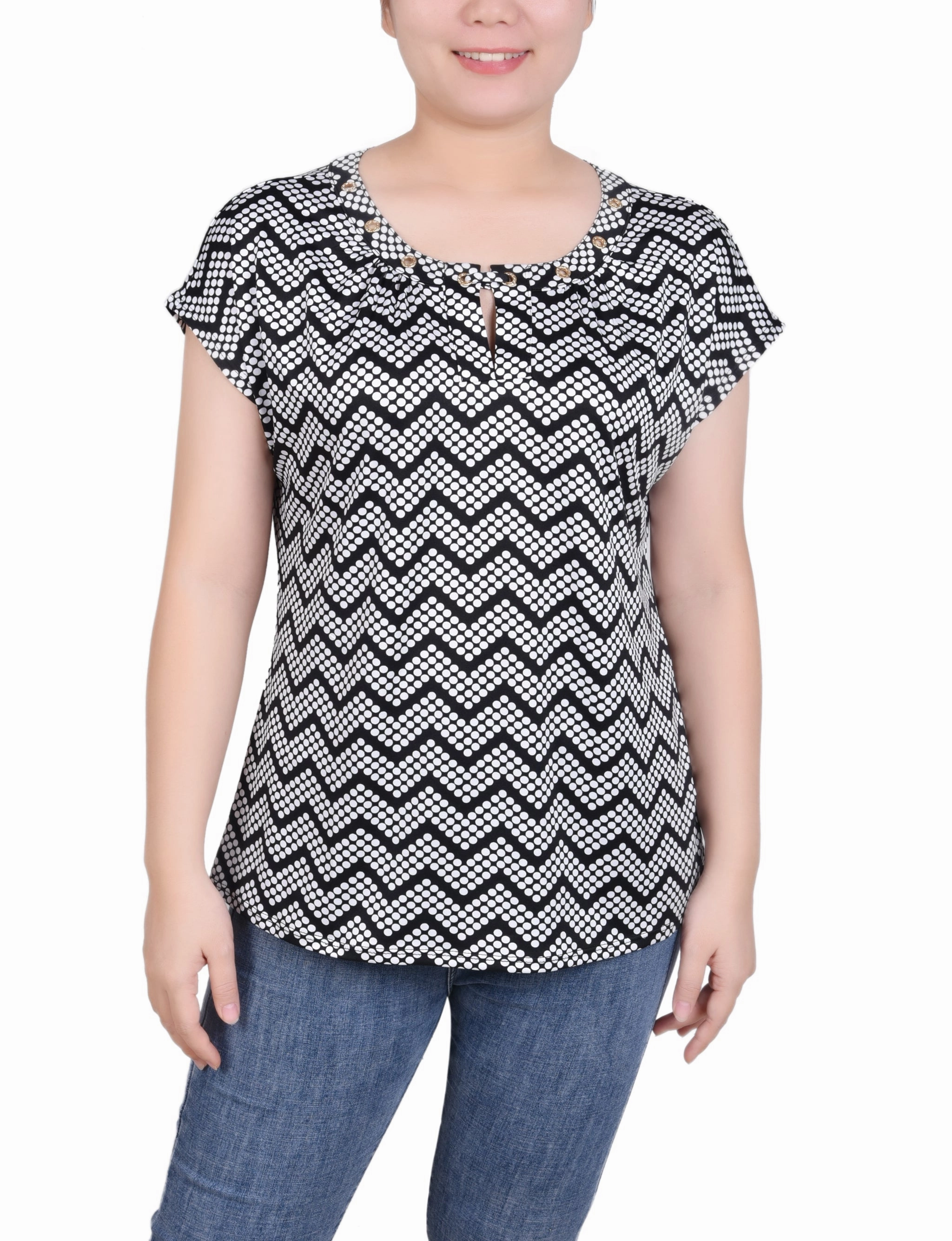 Flexible Neckline Reflective Logo Detail Extended Sleeve Top With Grommets