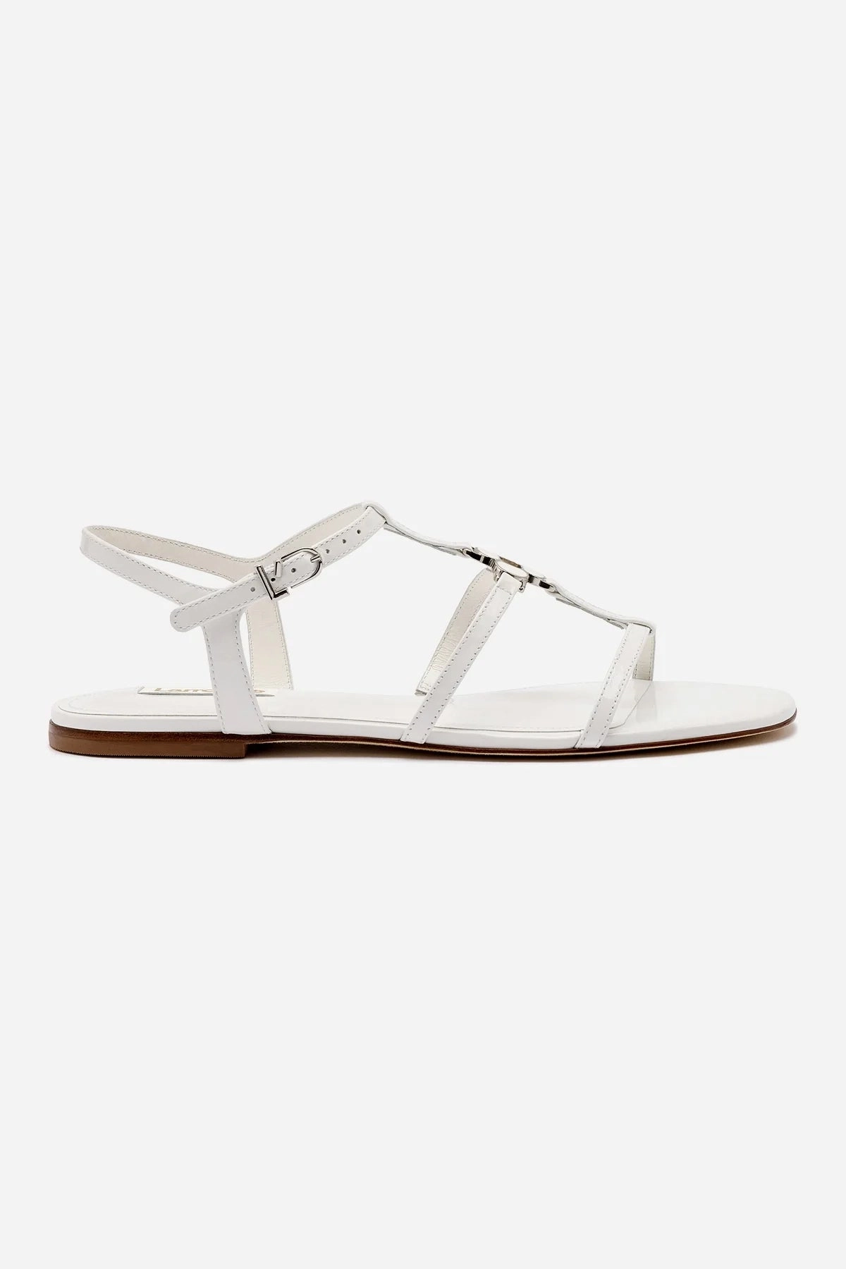 Chic Fit Hana Flat In White Patent Leather