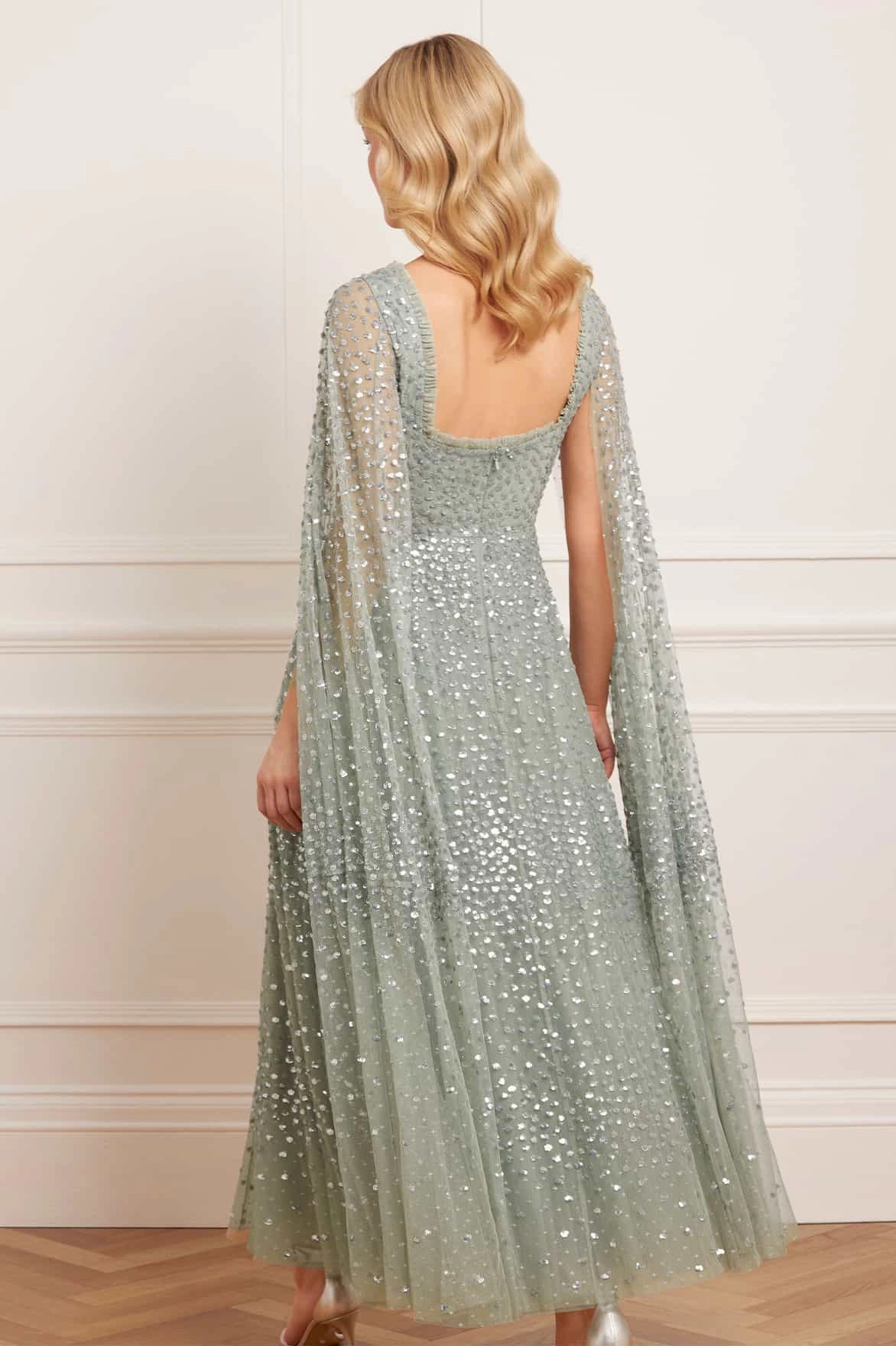 Easy Layering Piece Scatter Dot Cape Sleeve Ankle Gown