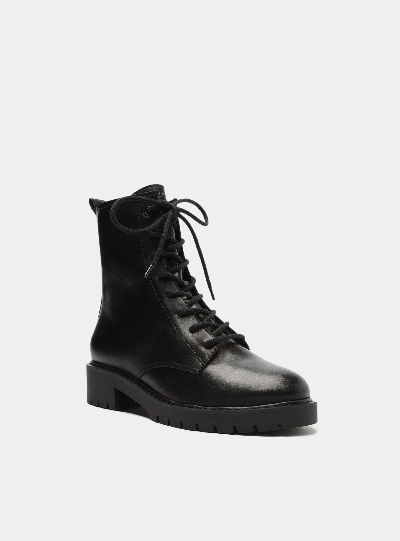 Trendy Look Cushioned Step Weekend Wanderer Bene Leather Bootie