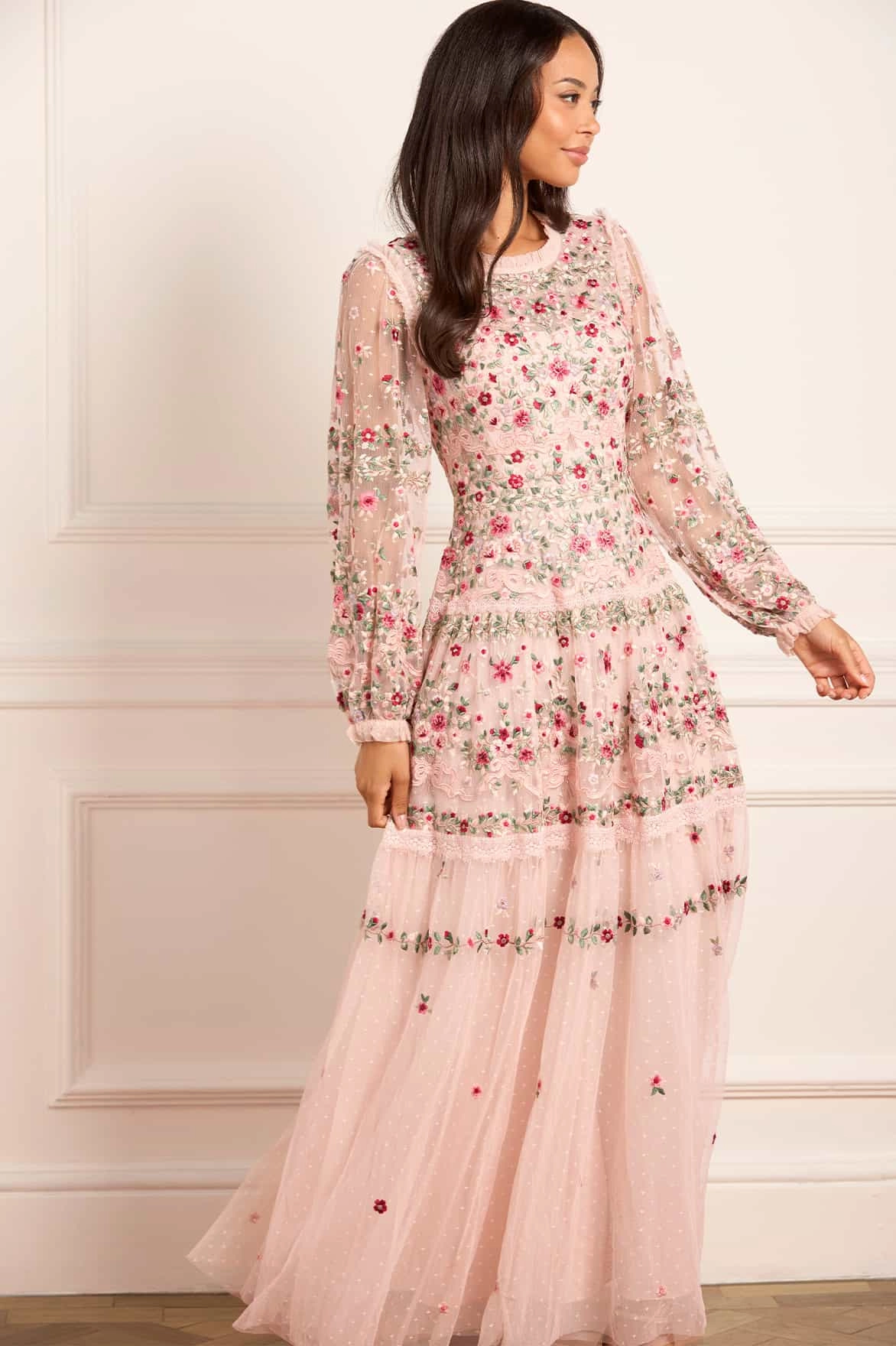 Ribbon Bouquet Gown Cozy and Comfortable Art-Gallery