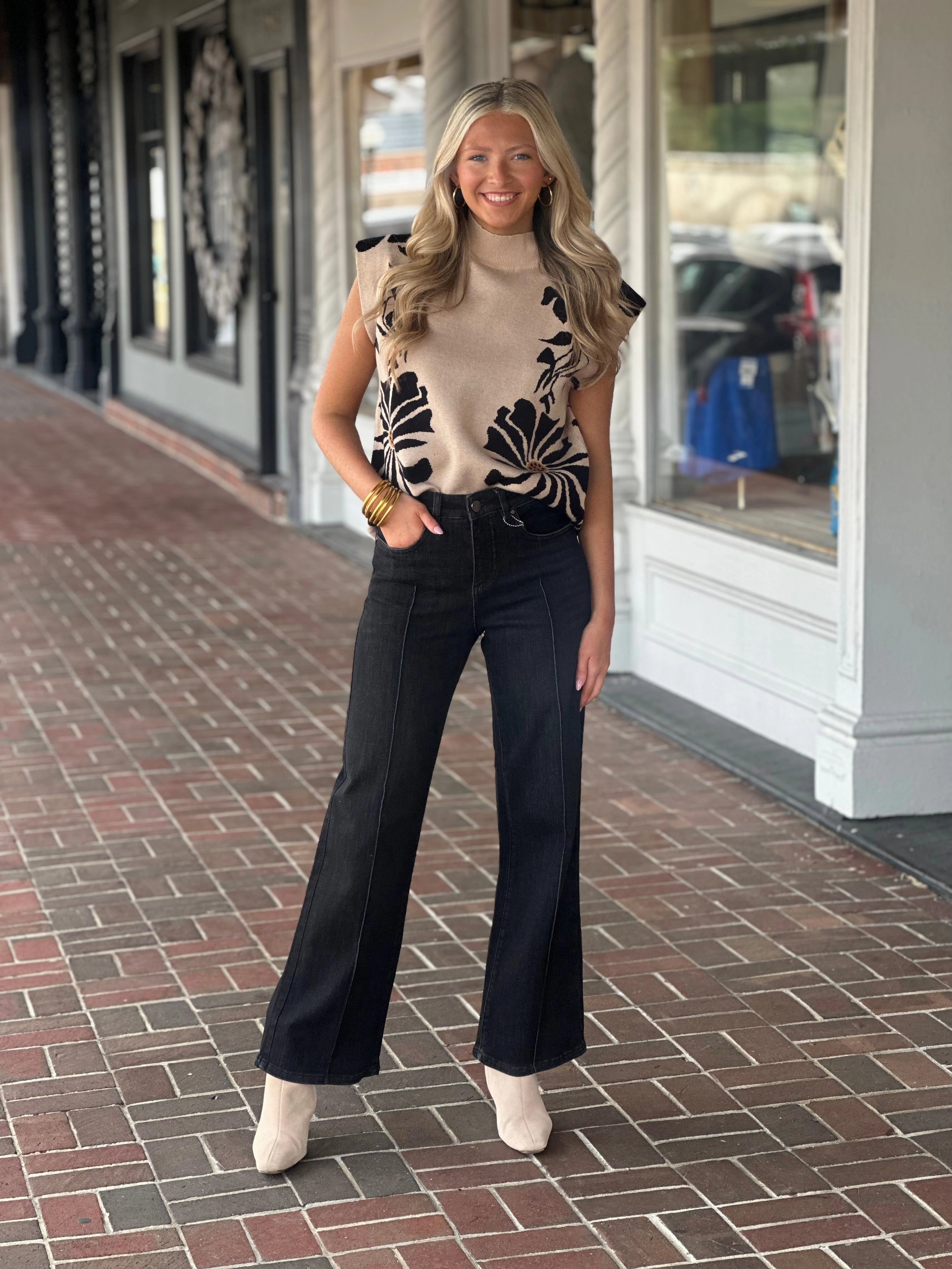 Floral Printed Ecru Pullover Sweater Odor Resistant Material HighDensityFoam