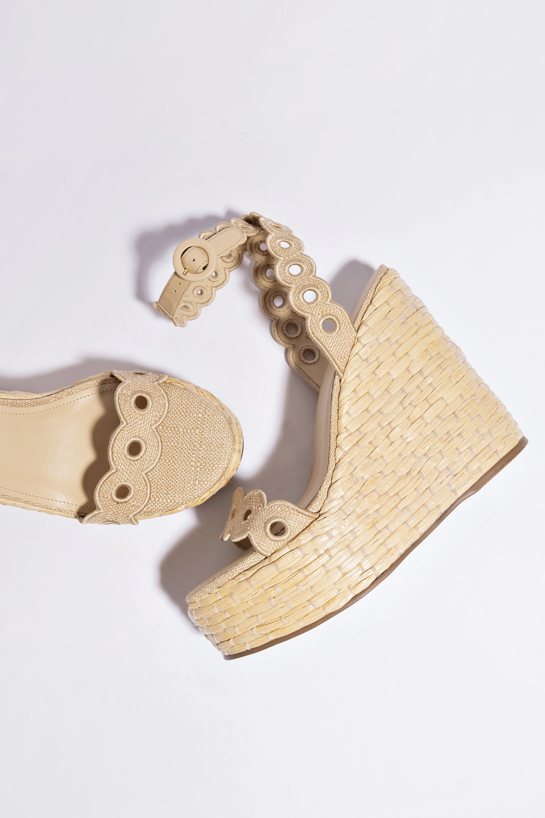 Florence Broderie Wedge In Beige Raffia Party Mood