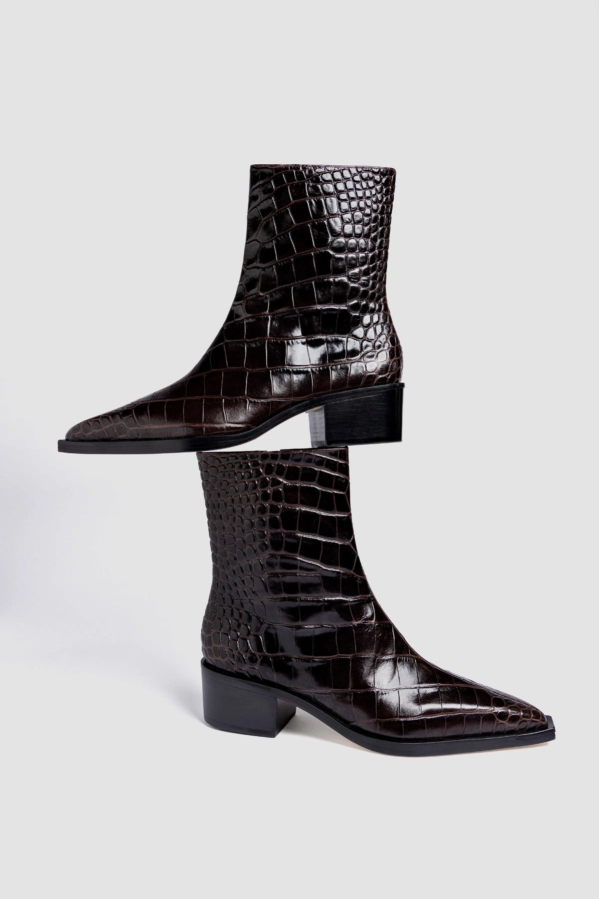 Stretchable Material Florencia Low Boot In Croco Brown Leather