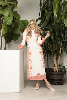 Flattering Design Spring-Season Avalle Dress