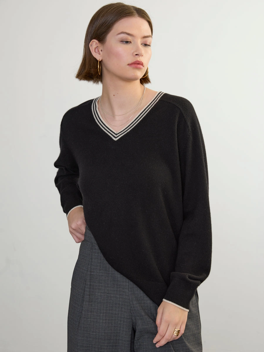 BOYFRIEND CASHMERE VEE DoubleStitched Construction