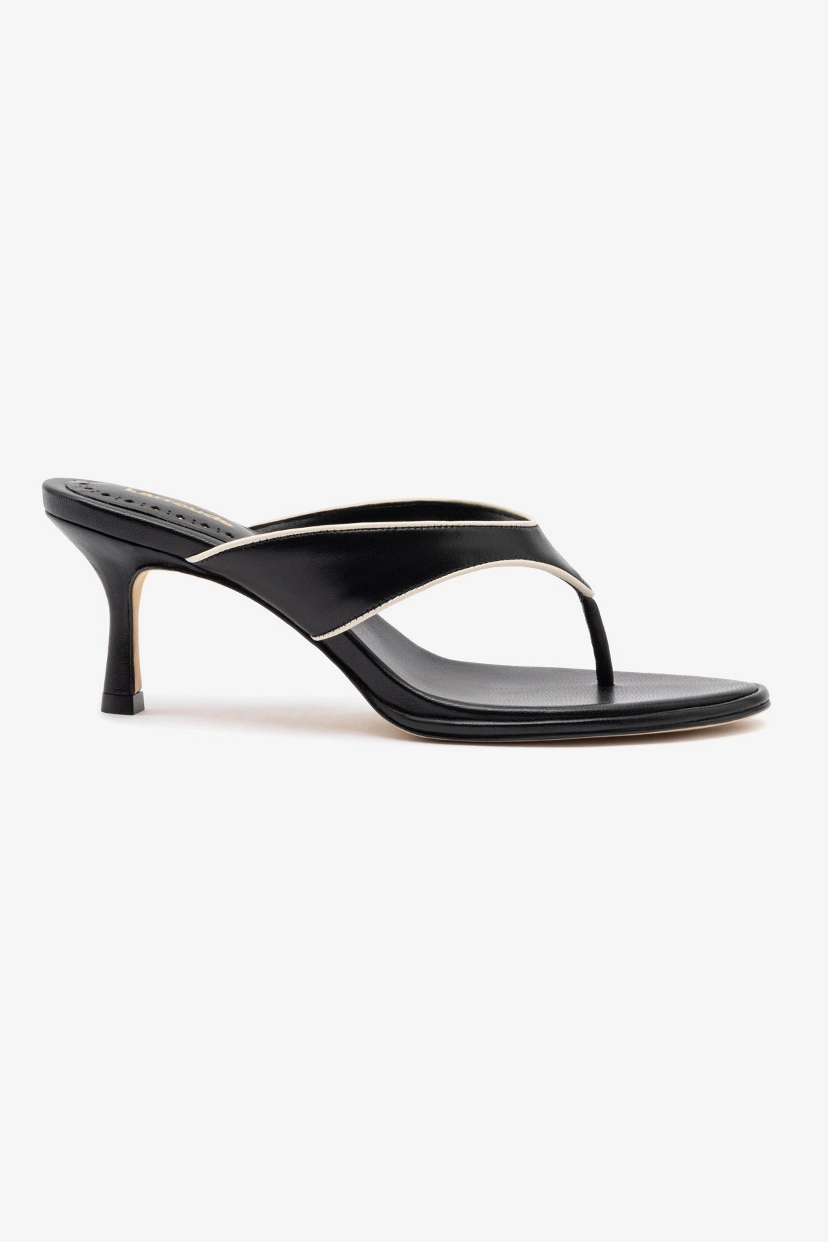 Bounce Back Responsiveness Foam Base Gaia Sandal In Black Leather