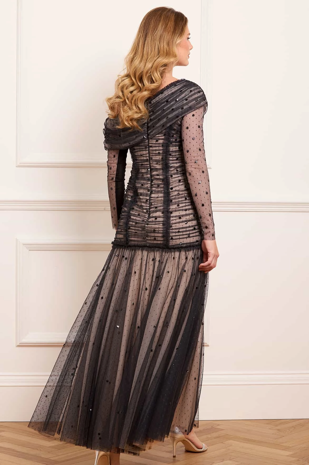 Gigi Dot One-Shoulder Rouched Gown Chic Comfort Wear All Daywear