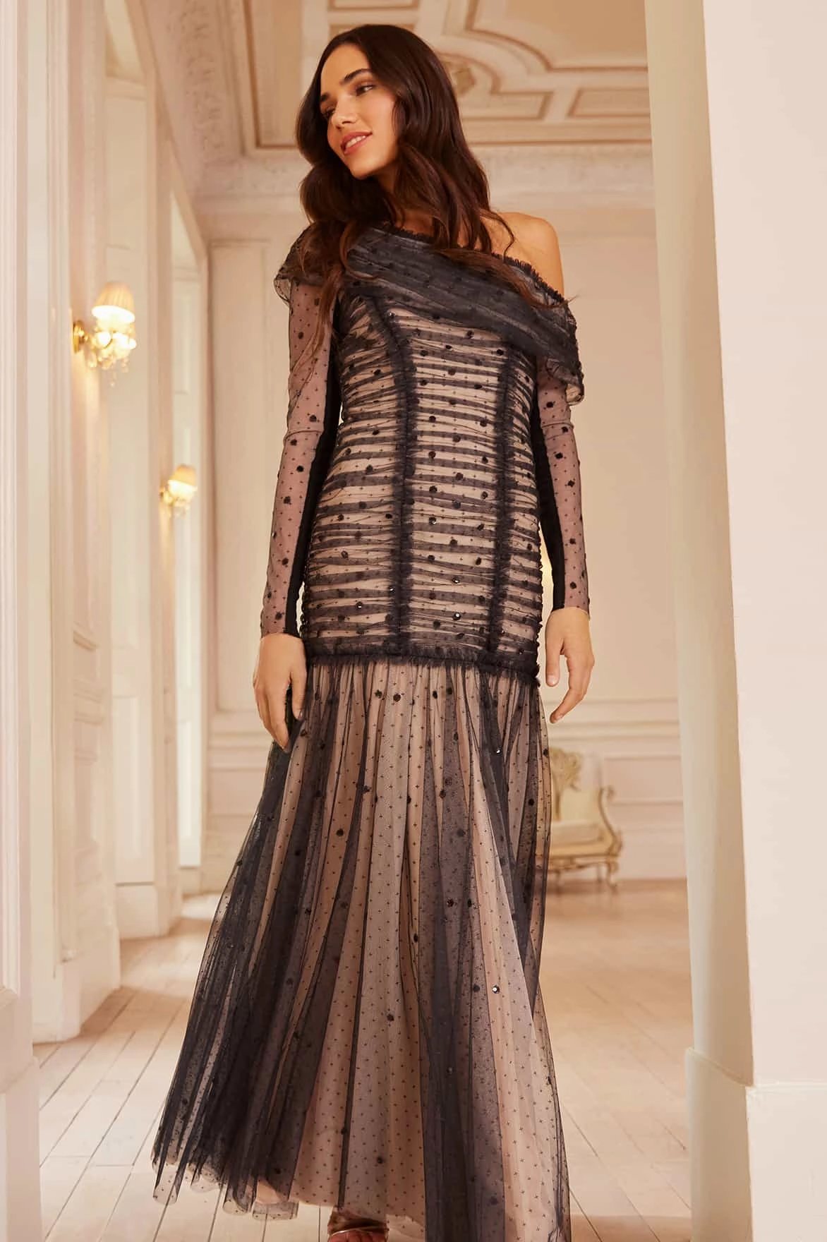 Smooth Curve Fast Chic Gigi Dot One-Shoulder Rouched Gown