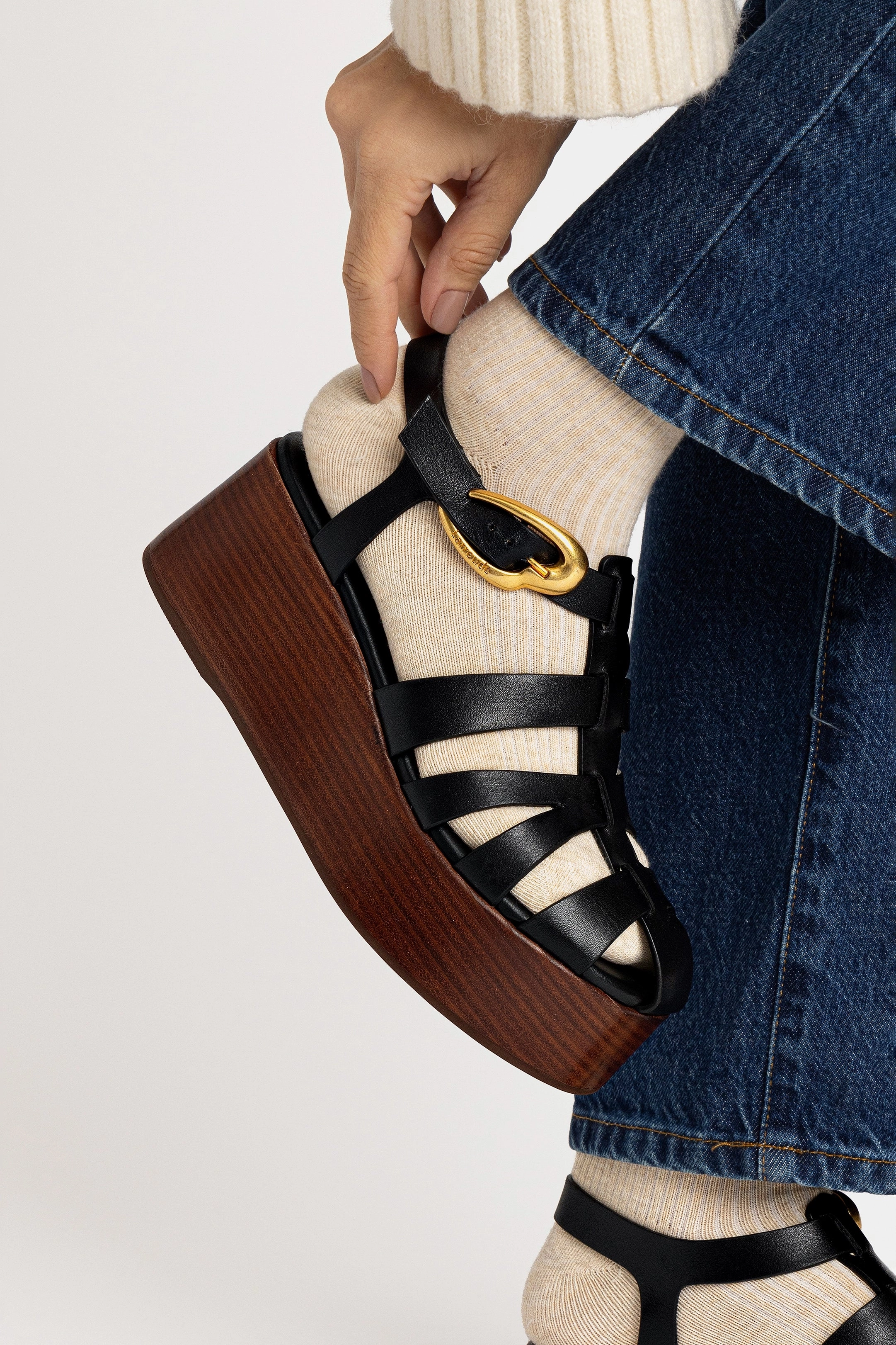 Sky View Supportive Core All Ages Stevie Verona Flatform Sandal In Brown Leather