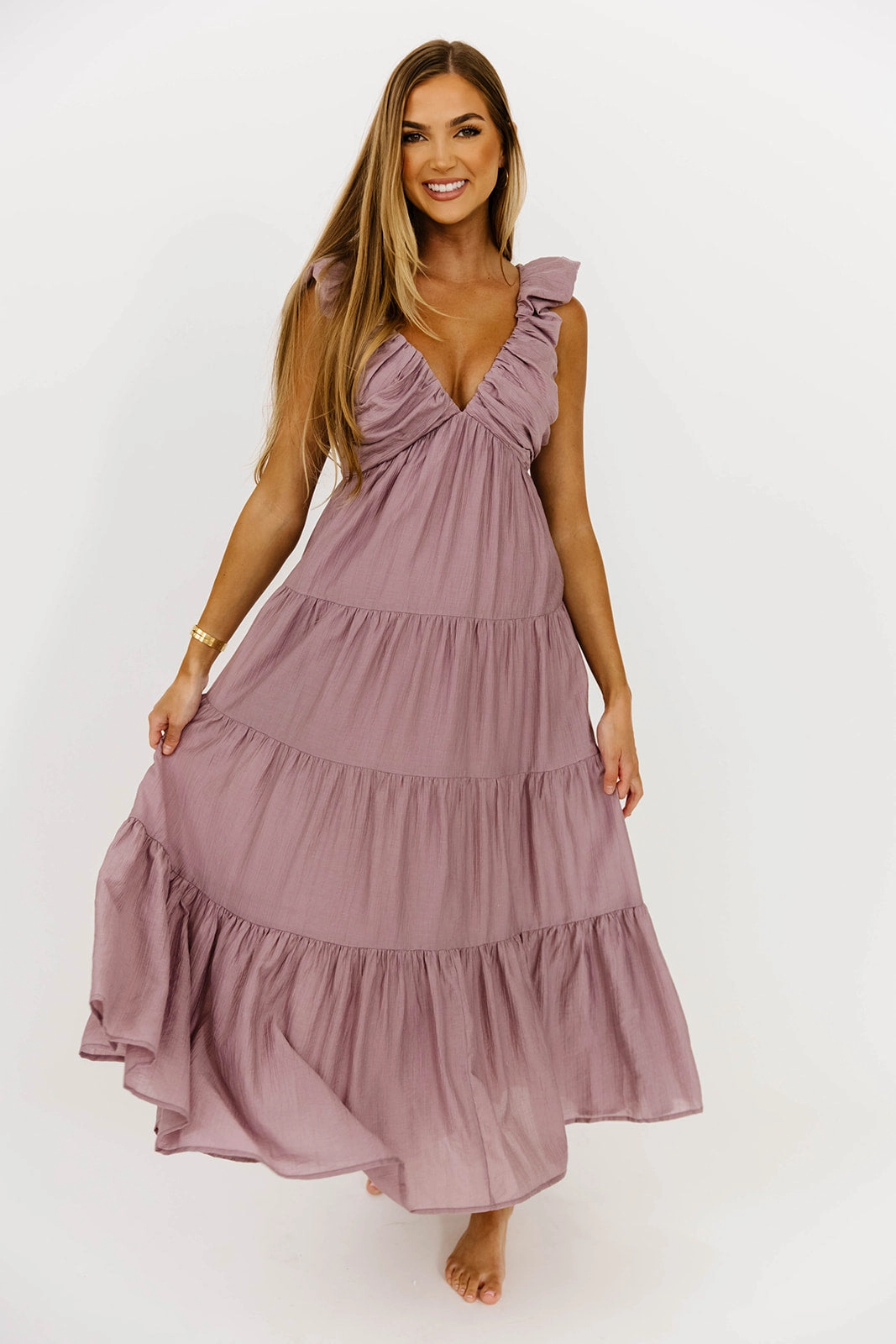 Yvonne Tiered Maxi Dress in Dusty Lavender Bust-Enhancing Refined Feel
