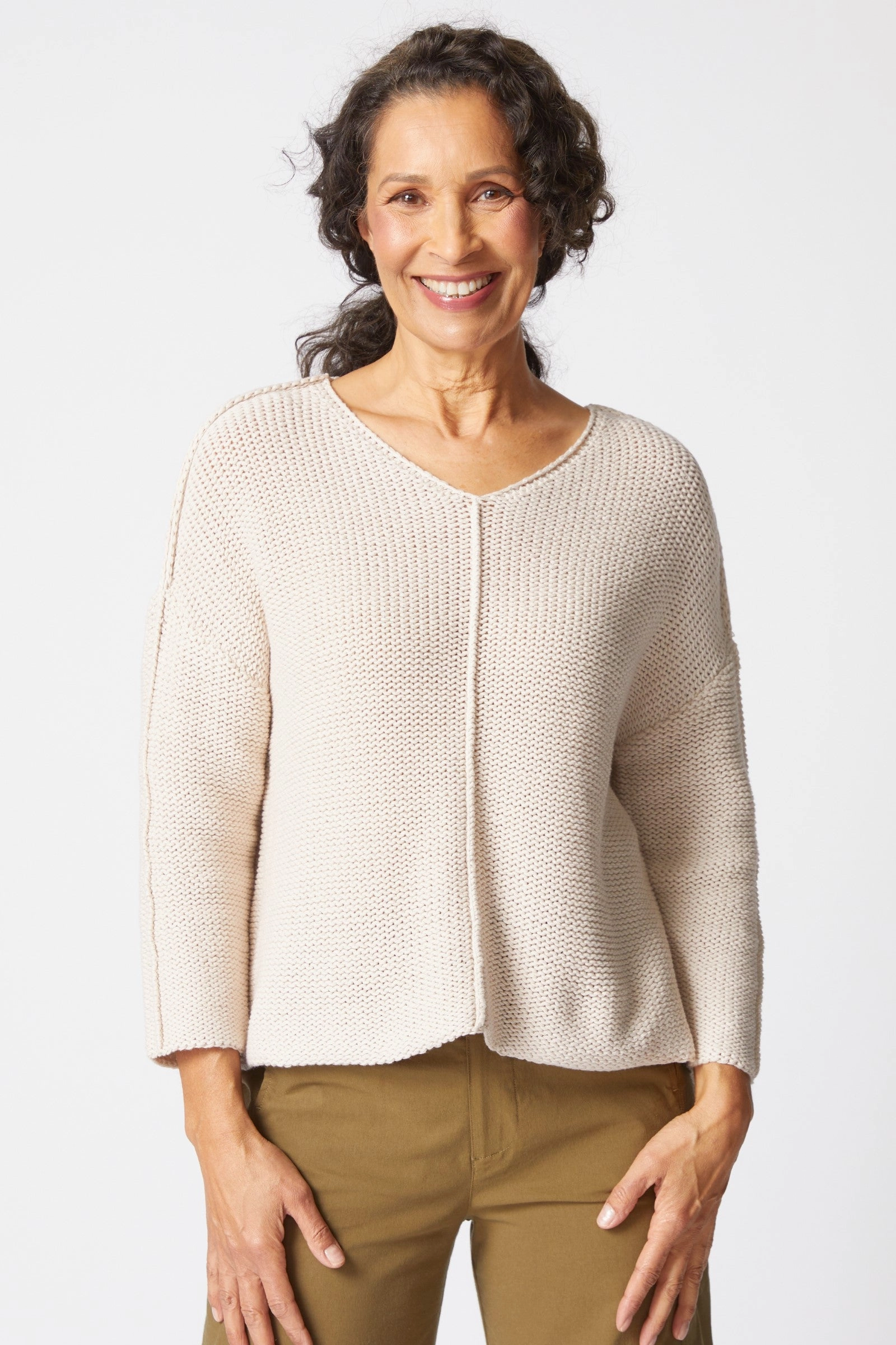 Ethically Sourced Yarn AntiSnag Fabric Habitat Fireside Cafe Pullover in Dove