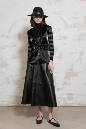 Harper Skirt - Black Seamless Design Built In Shorts