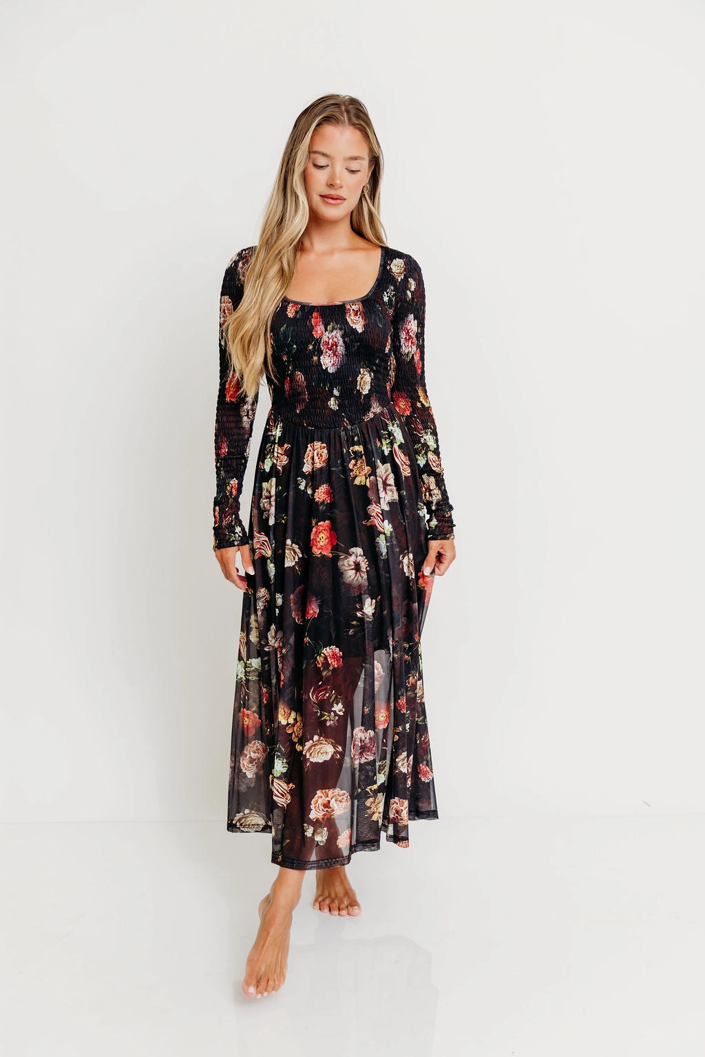 Clean Fit Harriet Maxi Dress in Black