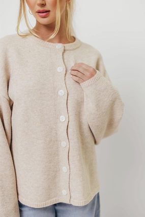 Reverseble Design Hartford Cardigan Top in Oatmeal