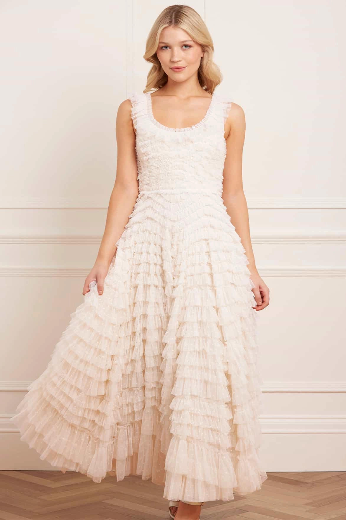 Sleeveless Cut Hattie Scoop Neck Ankle Gown