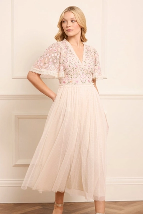 Rosie Lace Bodice Short Sleeve V-Neck Ballerina Dress Effortless Piece Sleek Form