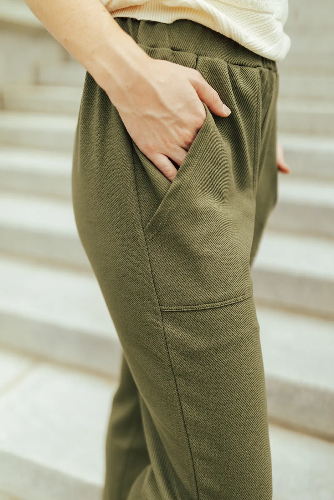 Quinn Pants Wrinkle-Resistant Air Circulation