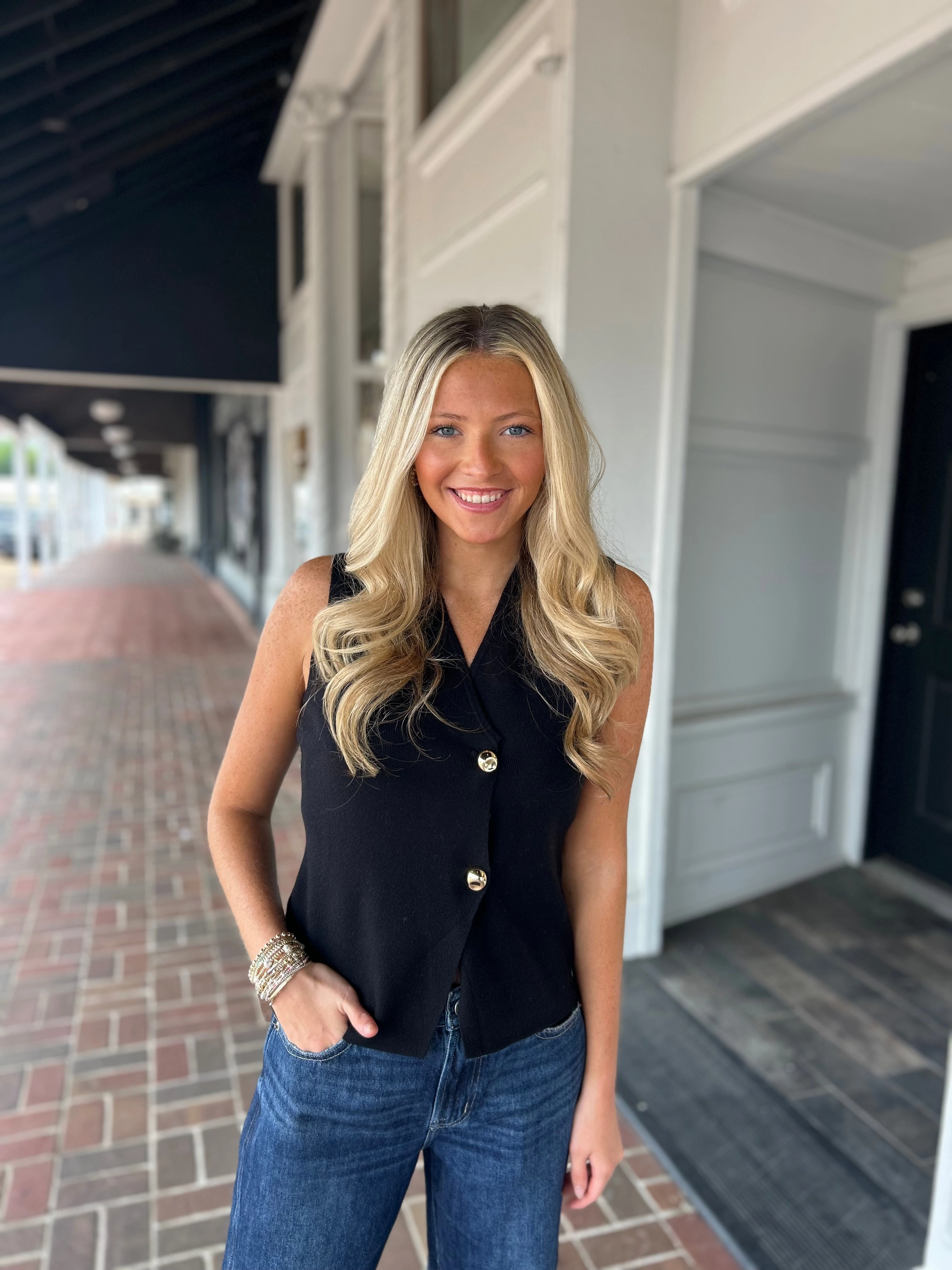 Blodwyn Sleeveless V-Neck Vest Elastic Edge Binding