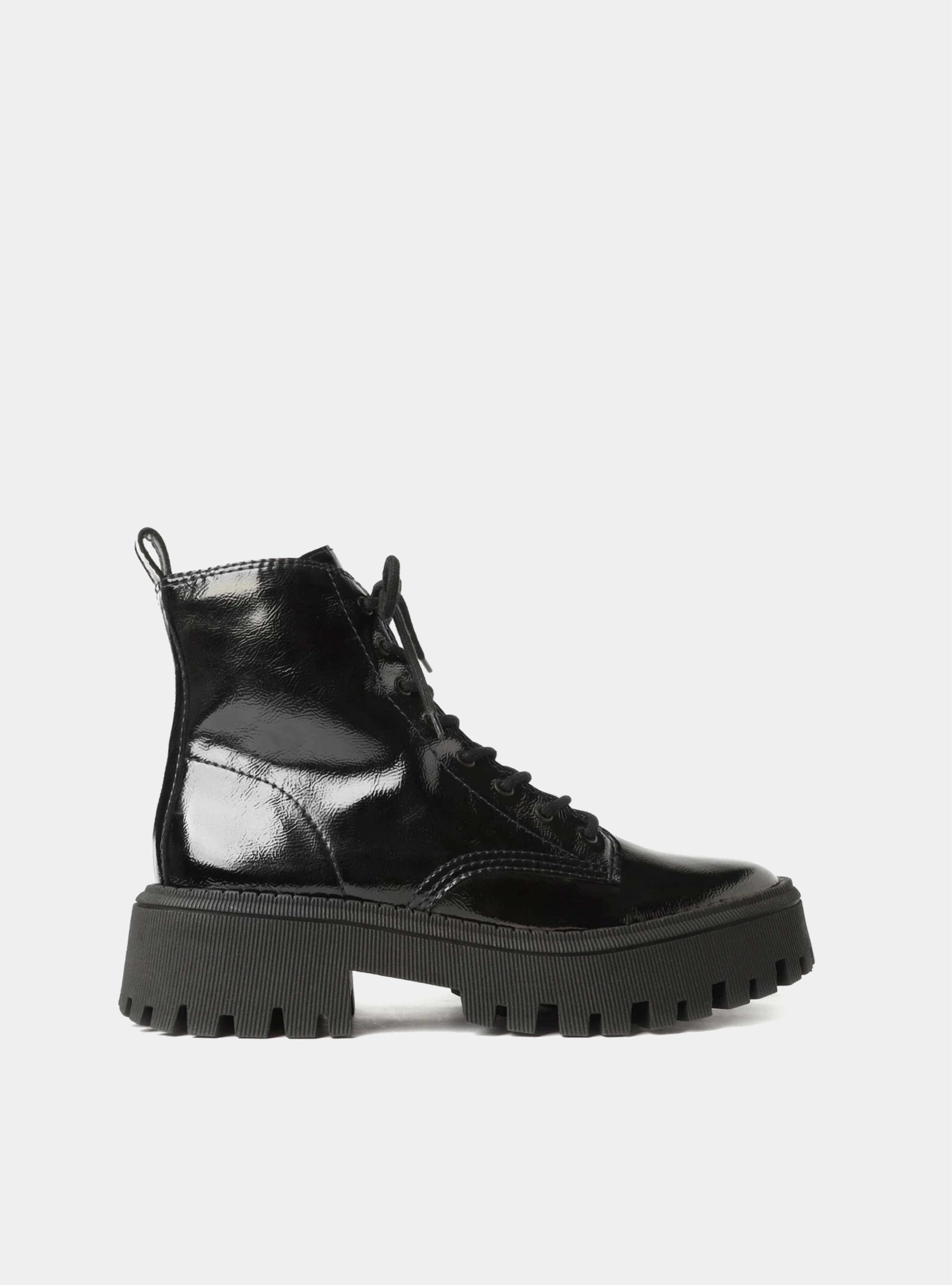 Trento Patent Bootie Eco Material Rural Traveler Reliable Grip