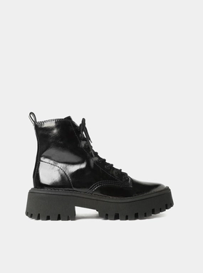 Trento Patent Bootie Eco Material Rural Traveler Reliable Grip