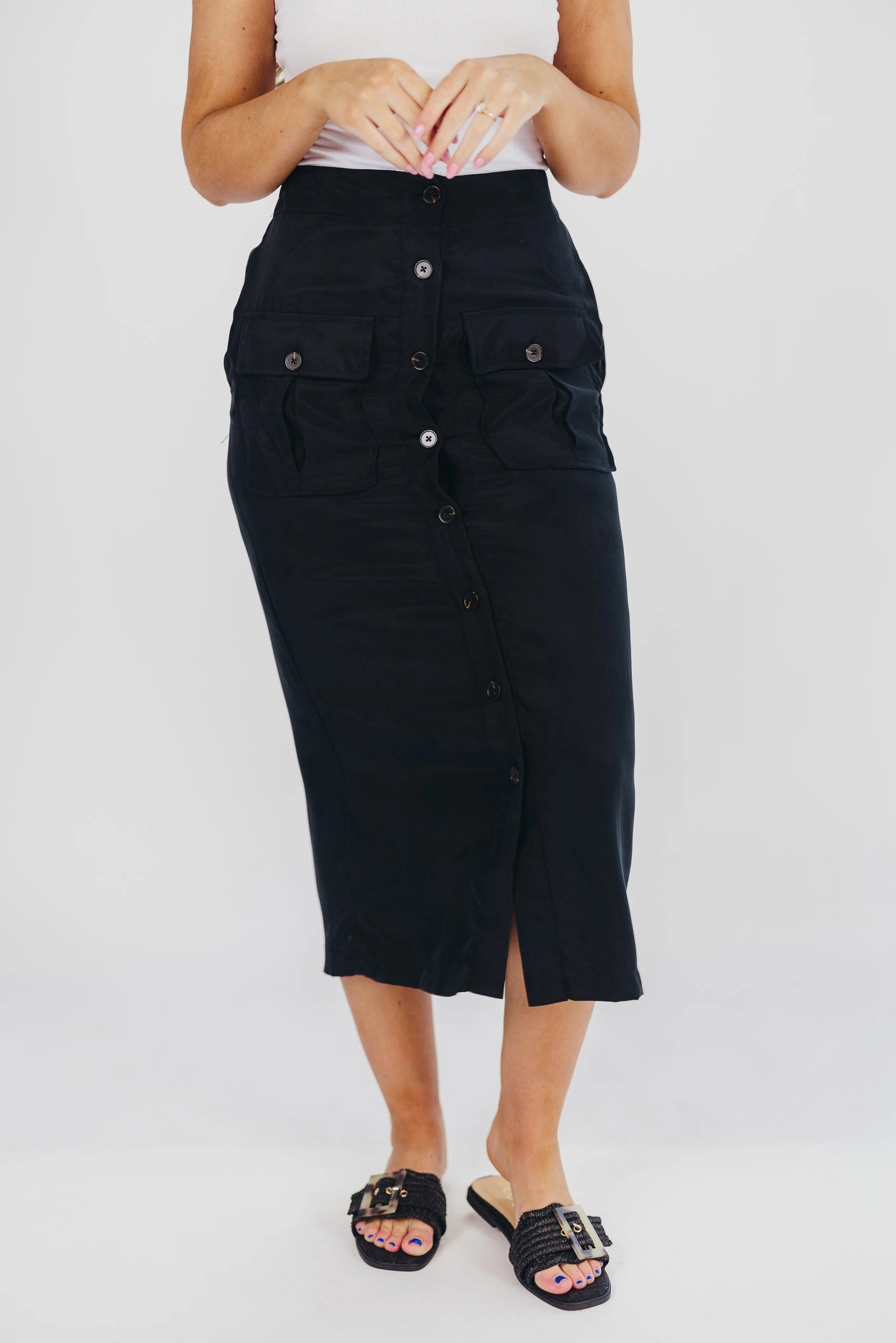 Better Days Button-Down Midi Cargo Skirt in Black *Final-Sale* Easy Motion Stretchable Waist