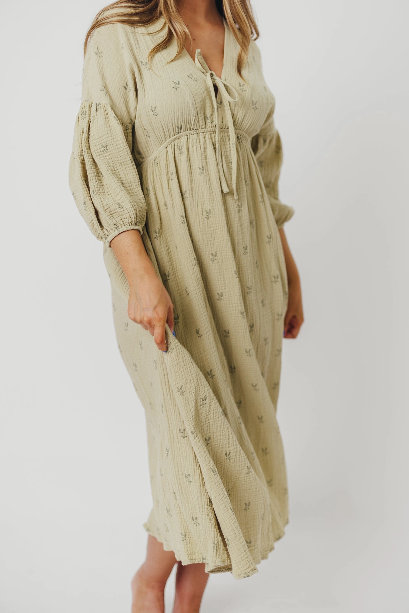 Hunter 100% Cotton Gauze Midi Dress in Thyme/Sage Foliage - Bump Friendly & Inclusive Sizing (XS-3XL) Natural Wrap