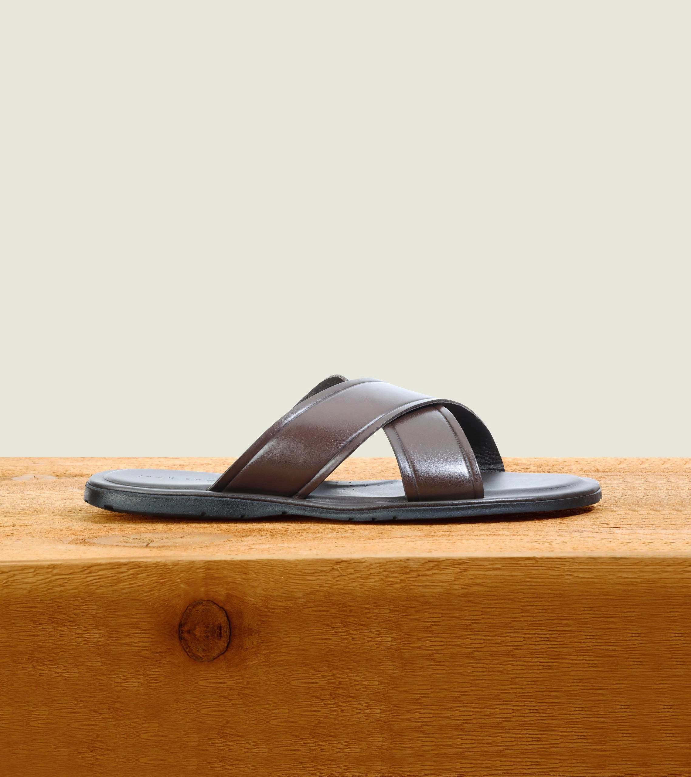 Leather Supportive frame Ibiza