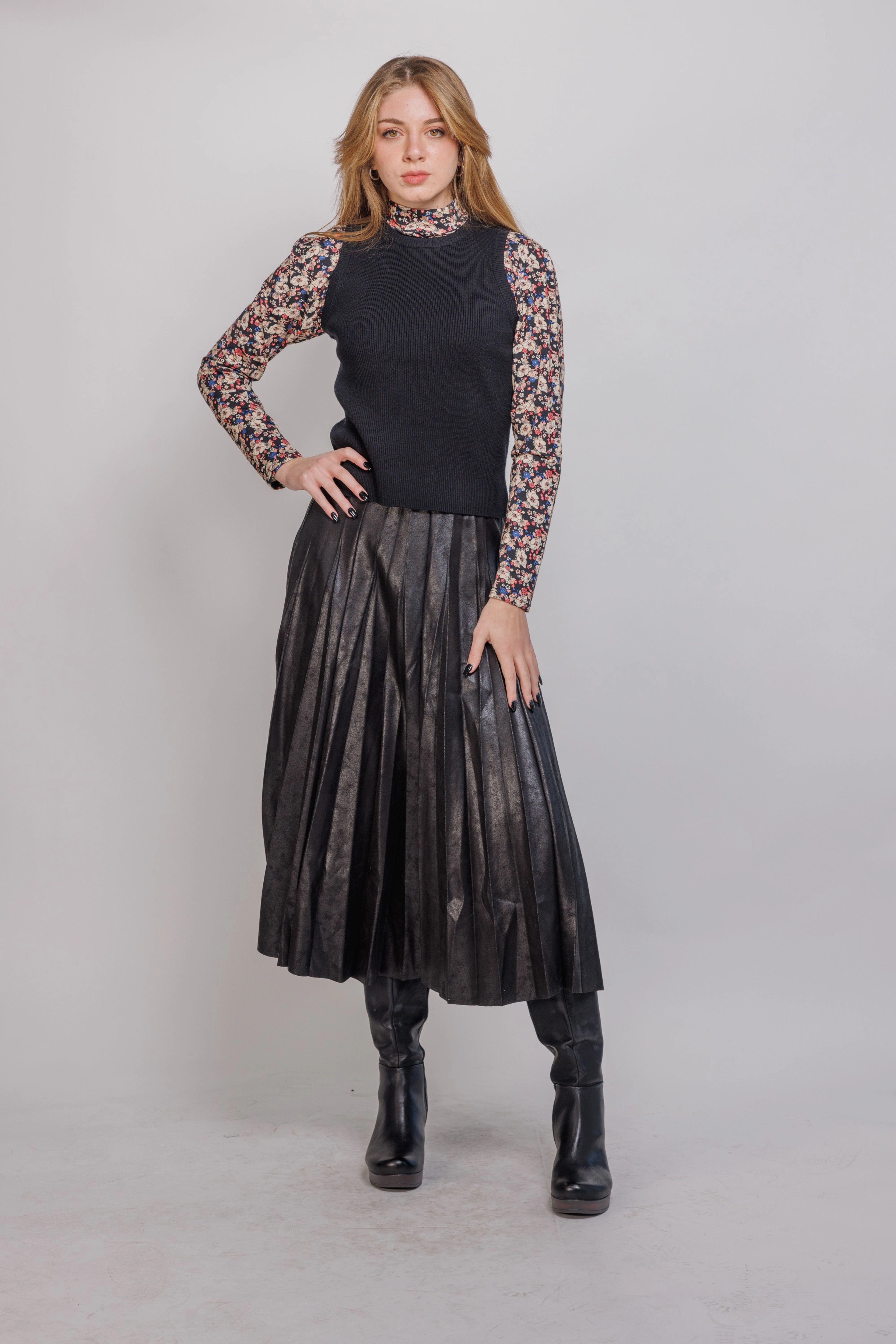 Gathered waist Monochrome Outfit Ivee Black suede/leather  Messy Pleated Midi Skirt 25520