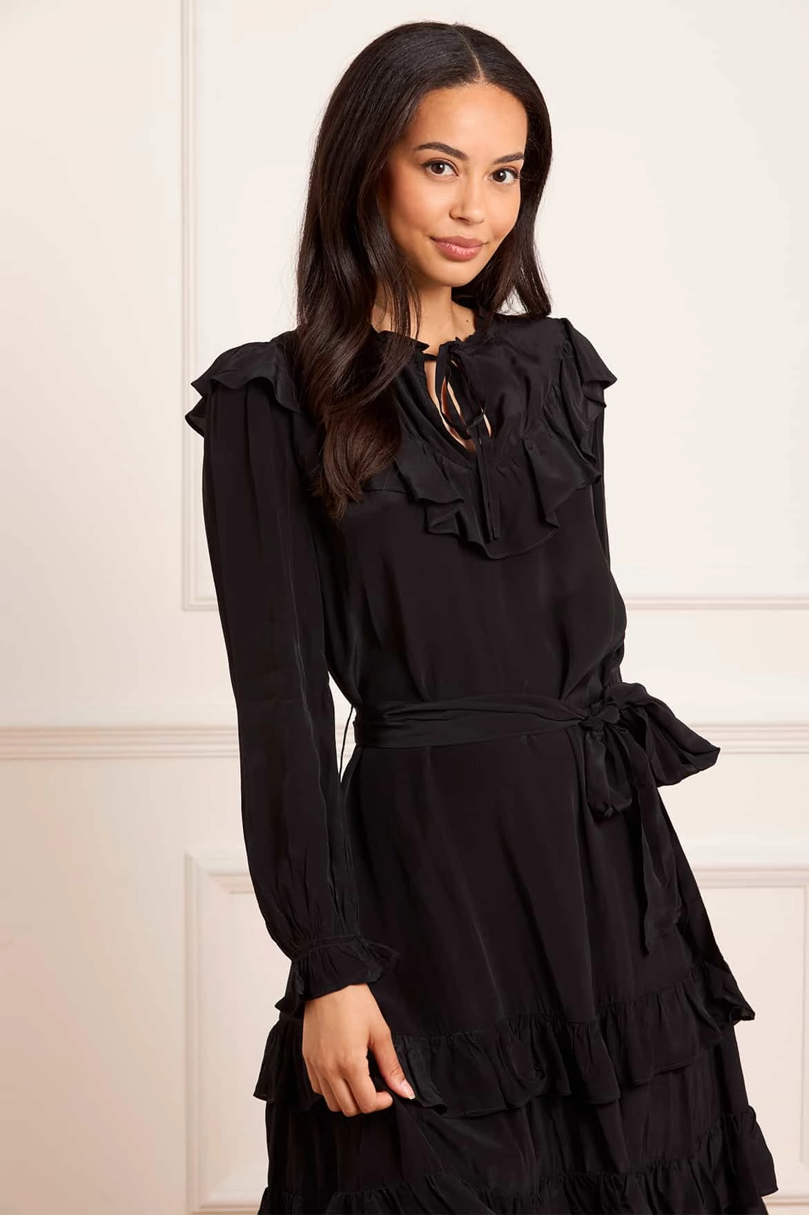 Joelle Crepe Midaxi Dress photo look OdorControlTreatment