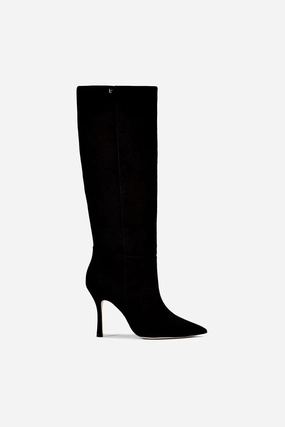 Feather Light Modern Commuters Kate Boot In Black Suede