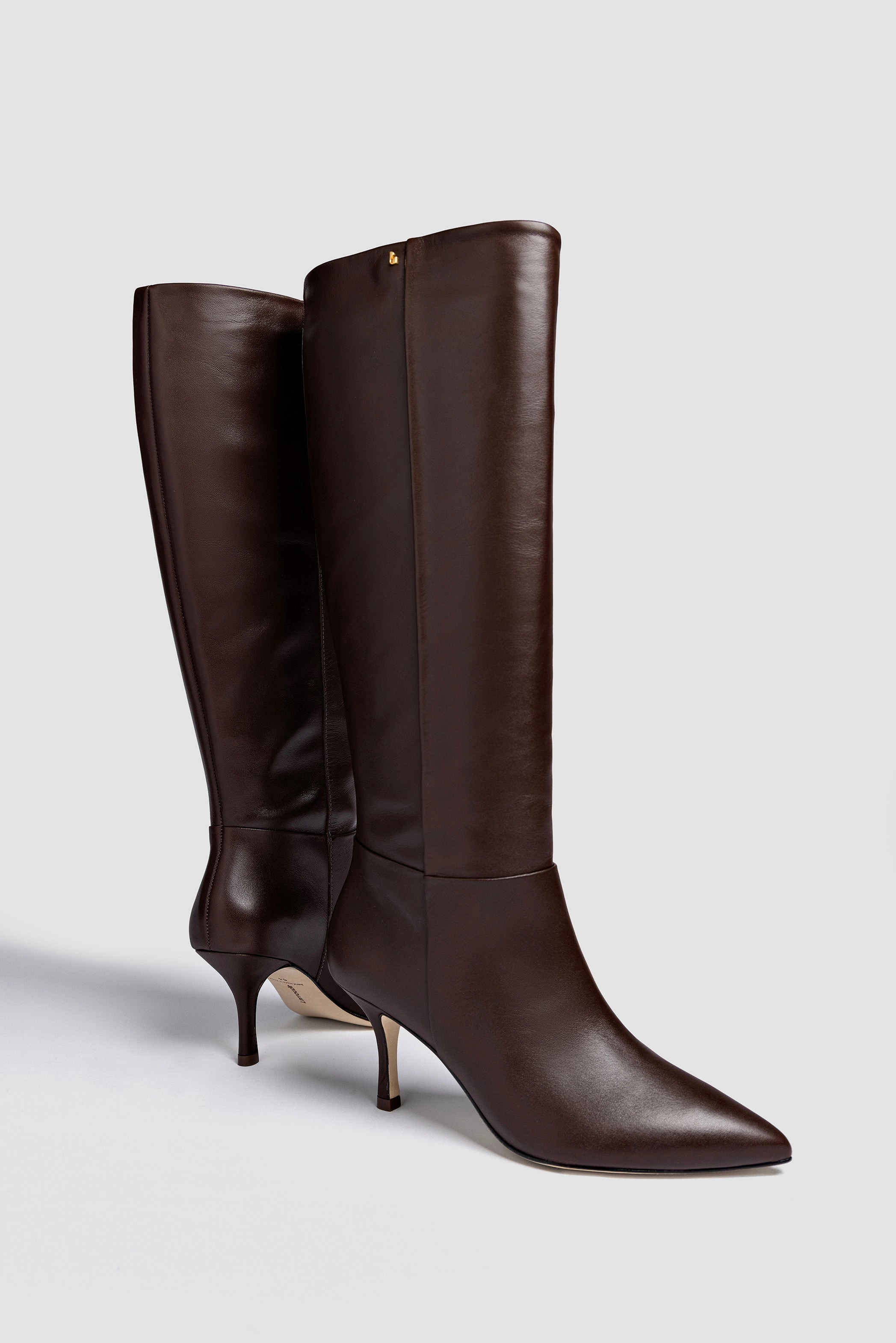 Kate Mid Boot In Brown Leather Traction pattern