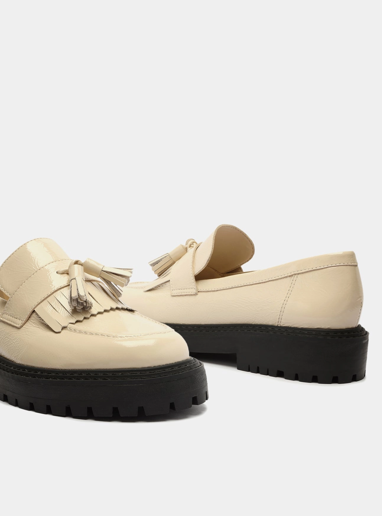 Kinsley Leather Loafer Slip Resistant Sole Sand Ready