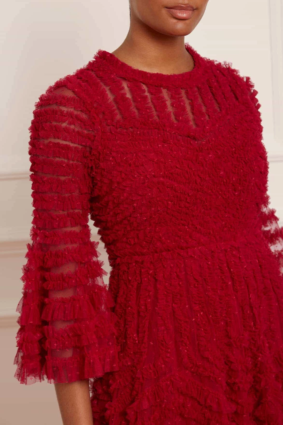 La Vie En Rose Round Neck Gown Functional Style Timeless Design