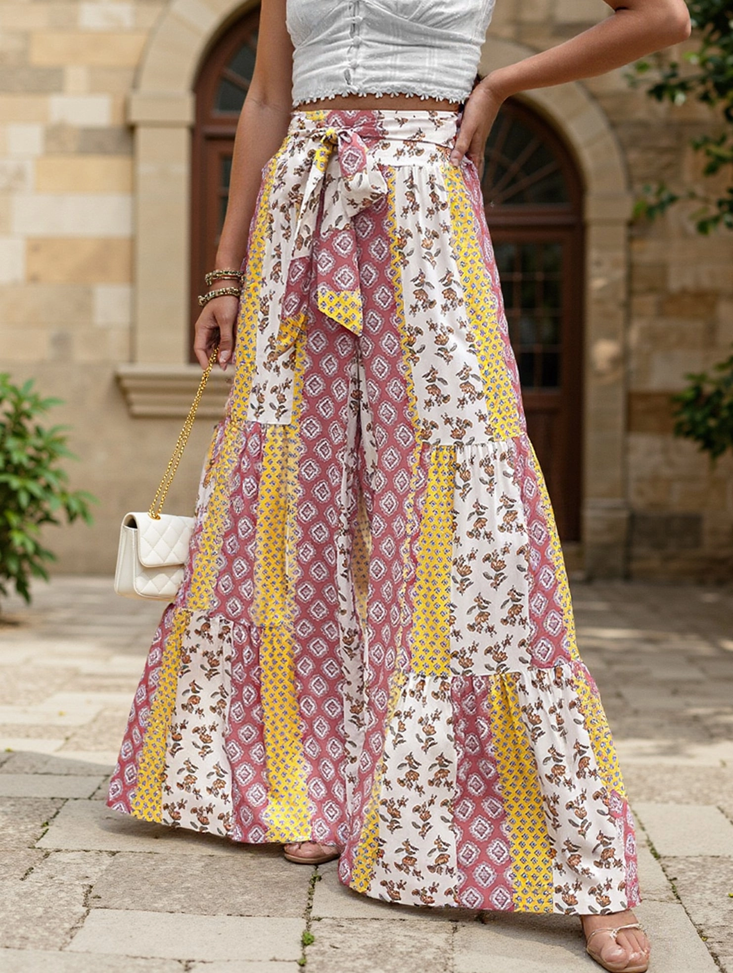 Flexible Activewear Snag Free Fabric Lace-up geometric floral-print wide-leg pants