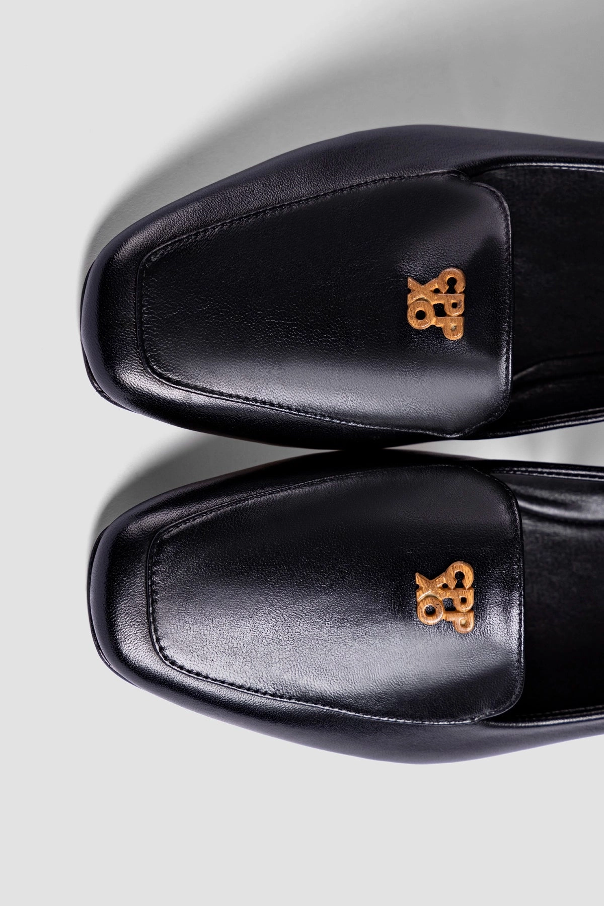 Palm Base Reinforced Heel Cup Larroud x CPPXO Loafer In Black Leather