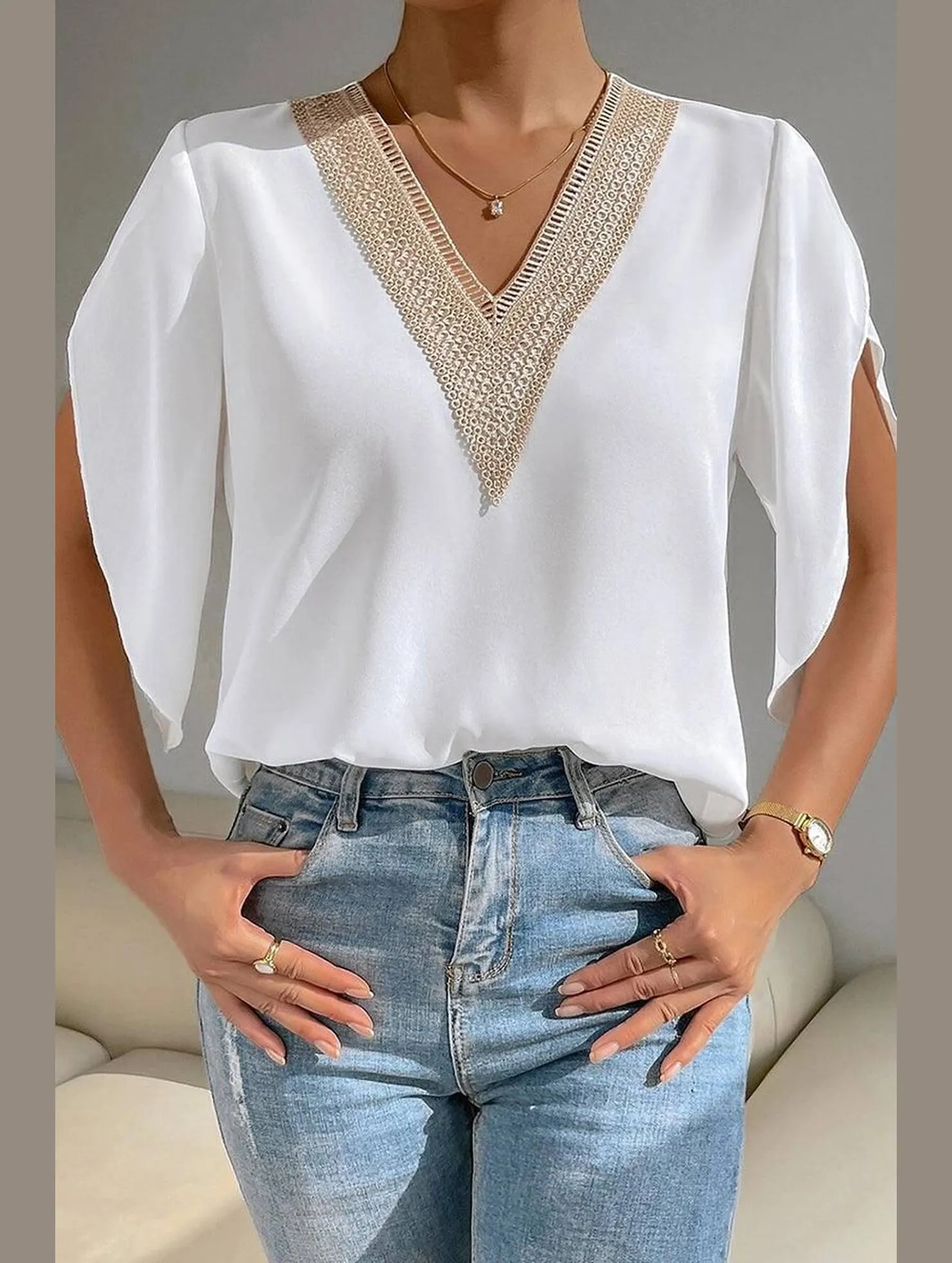 LAYERED V NECK ANGEL SLEEVED BLOUSE TOP Layered Hemline
