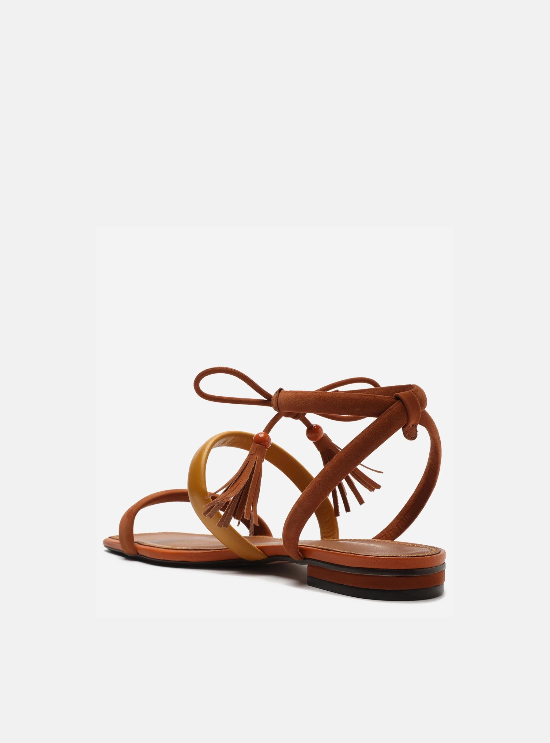 Ergonomic Toe Post Design Lenny Frin Flat Nubuck Sandal