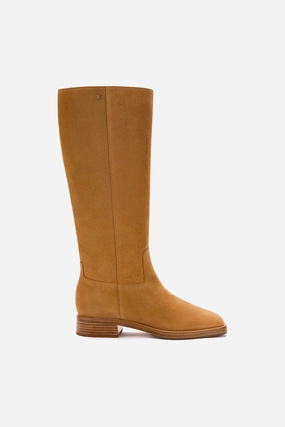 Anne Boot In Peanut Suede All Time Step Light